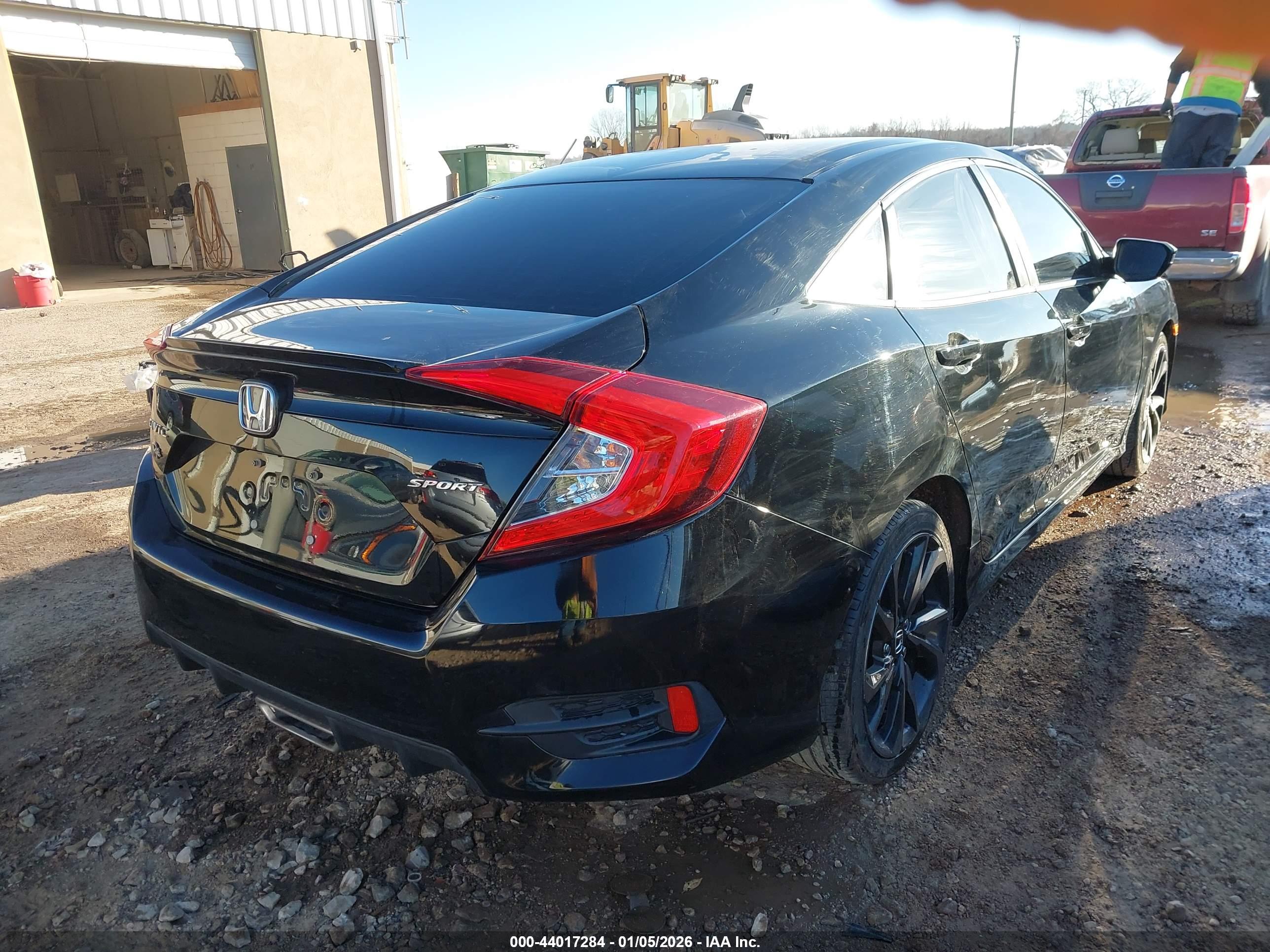 HONDA CIVIC image 4