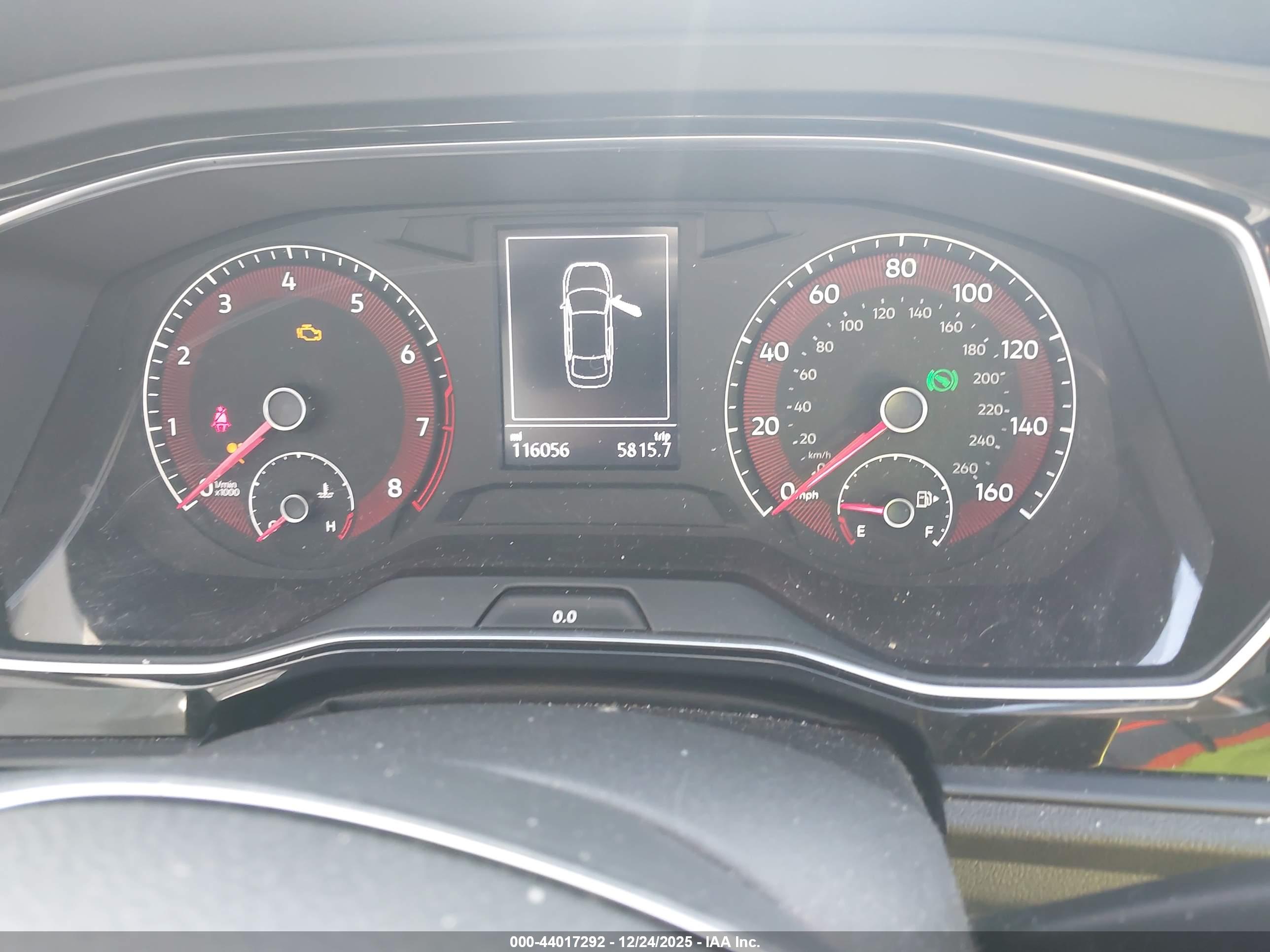 VOLKSWAGEN JETTA image 7