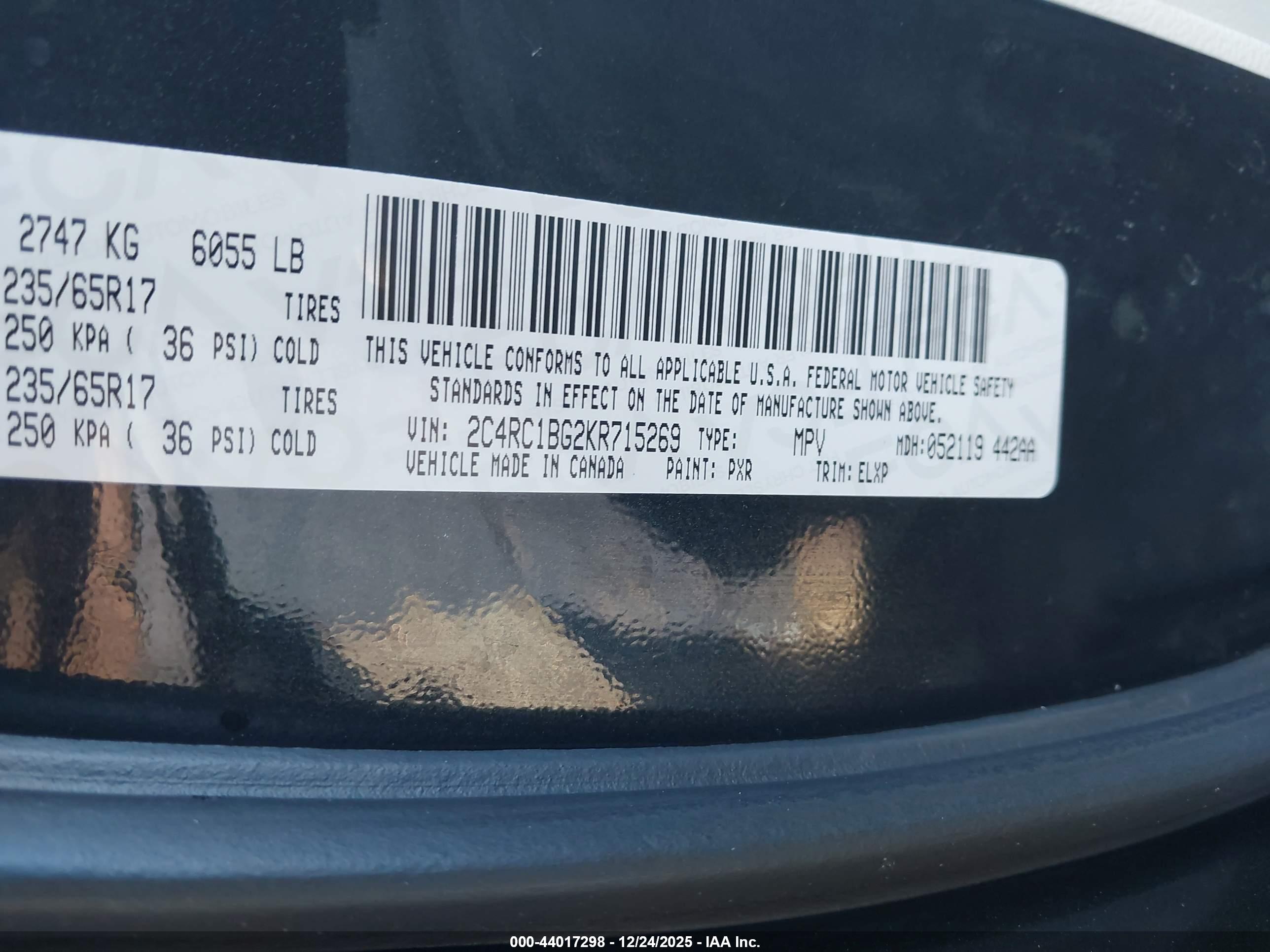 CHRYSLER PACIFICA image 9