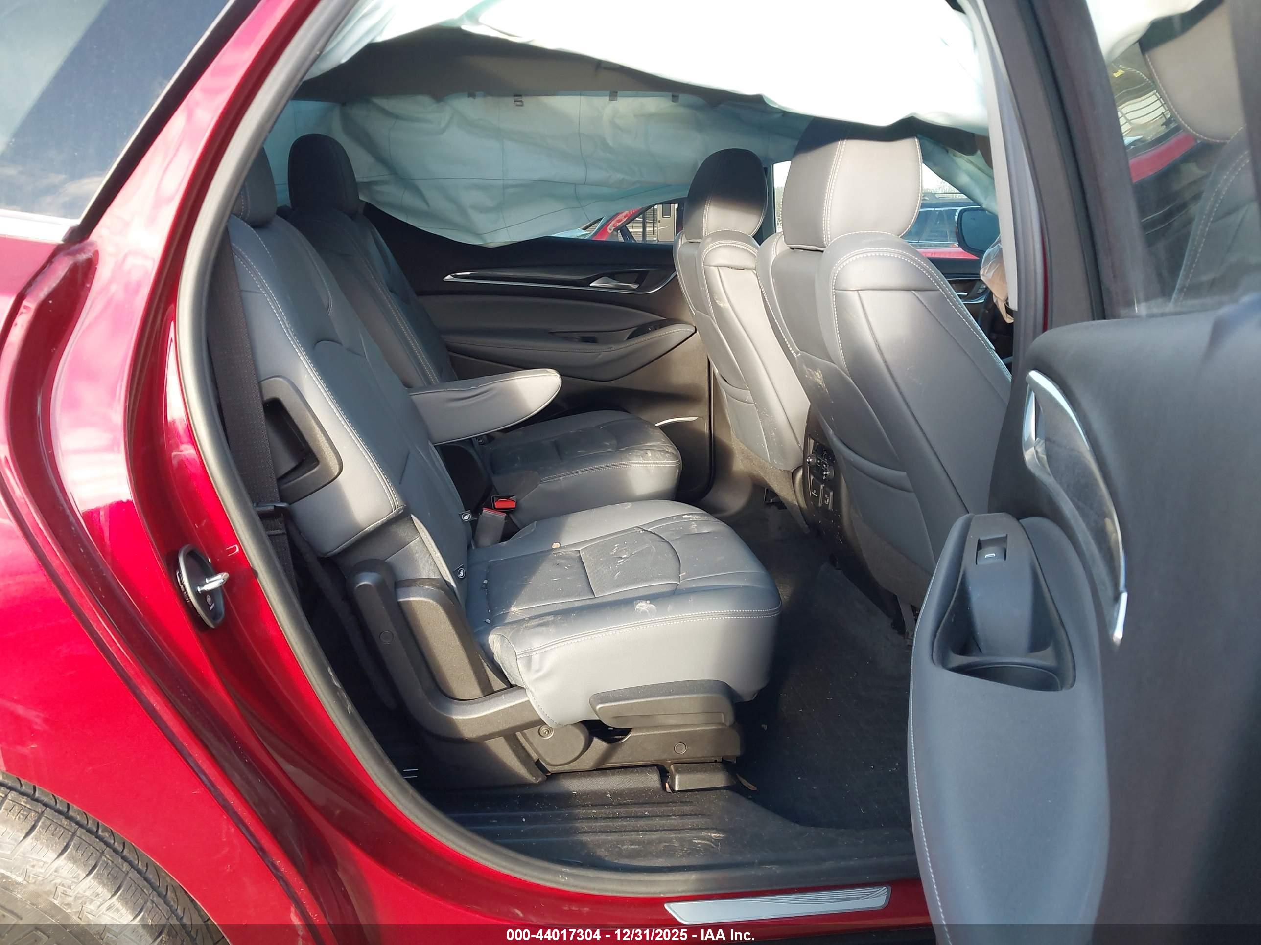 BUICK ENCLAVE image 8