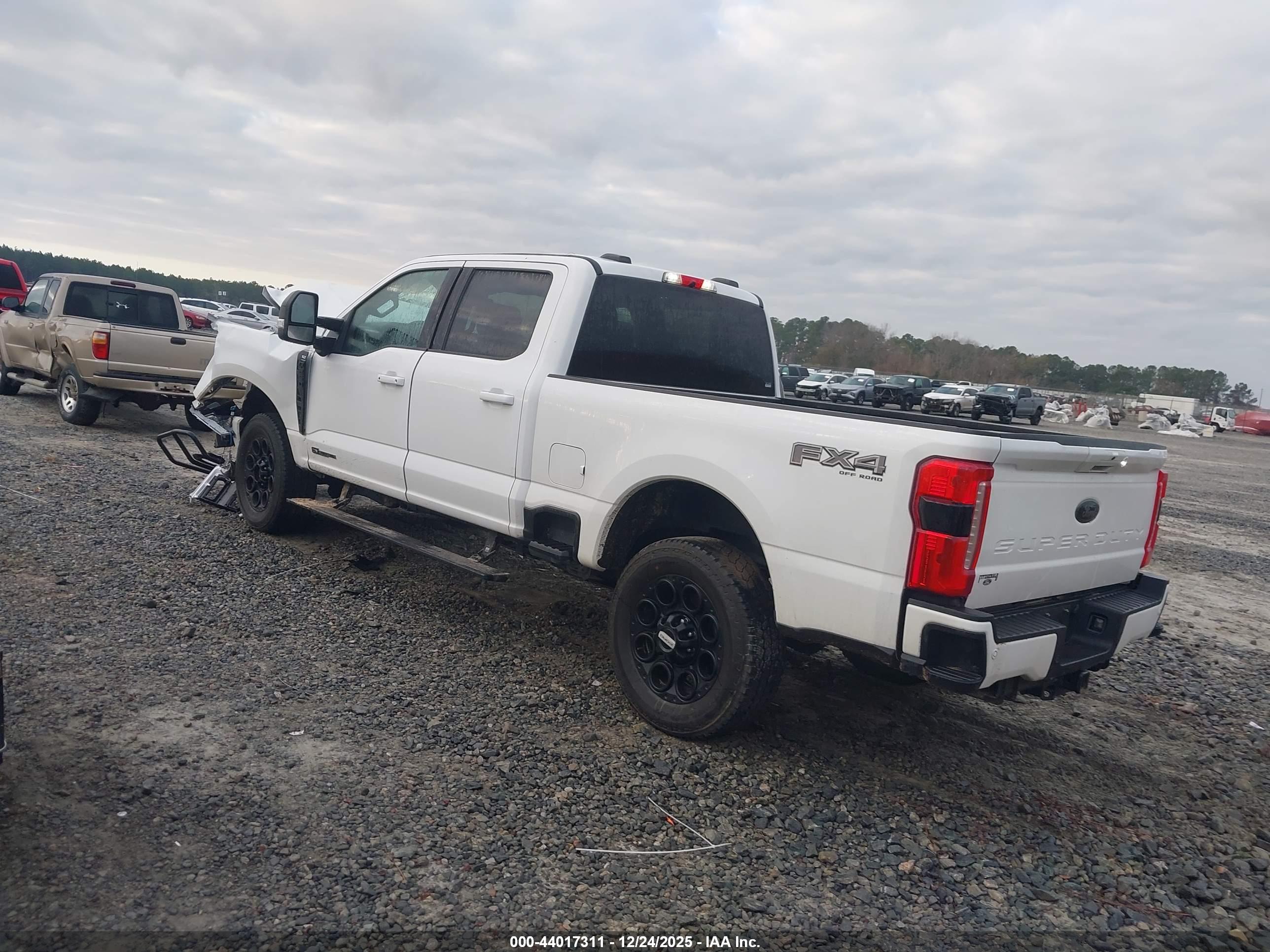 FORD F-250 image 3