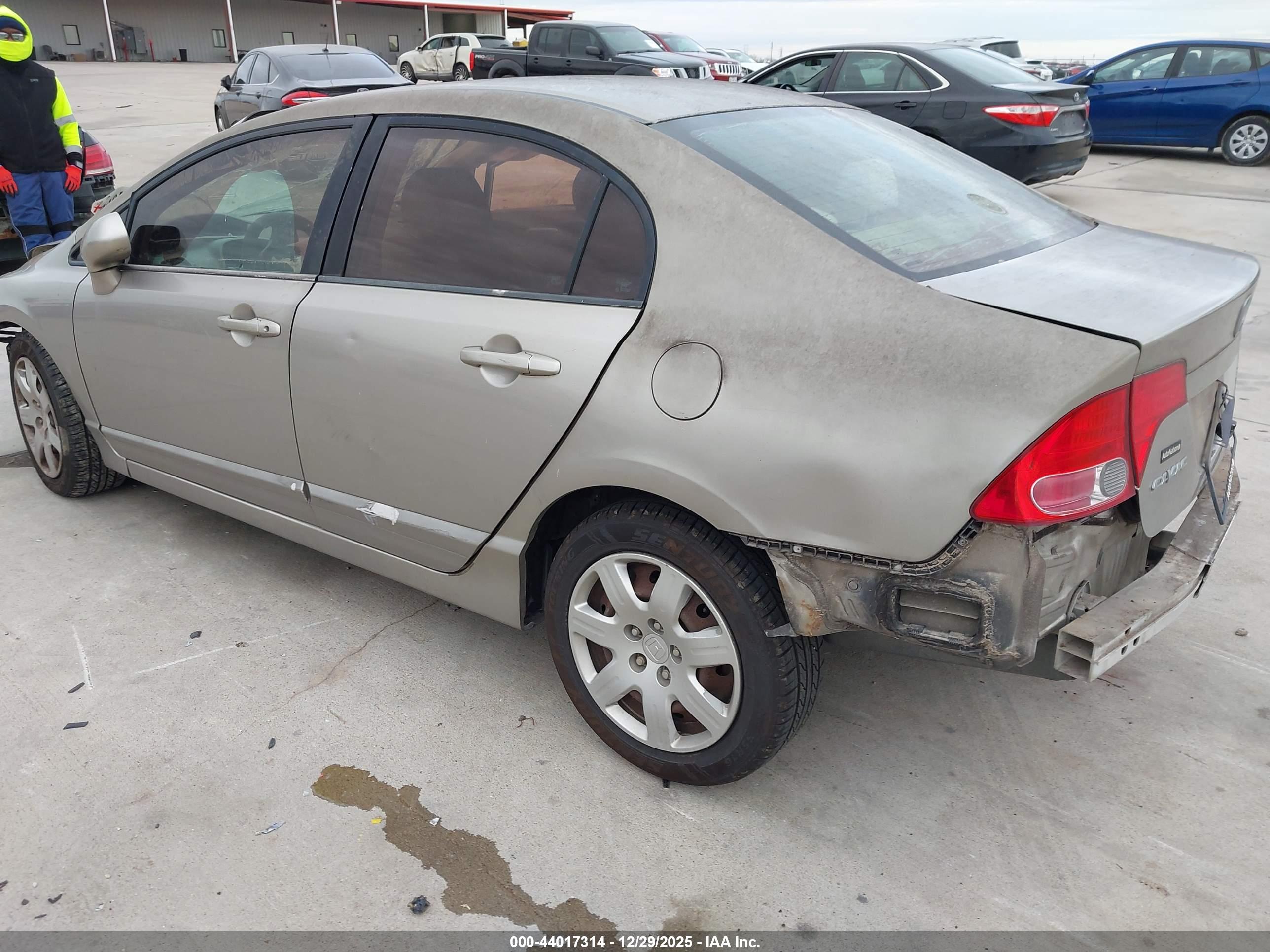 HONDA CIVIC image 3