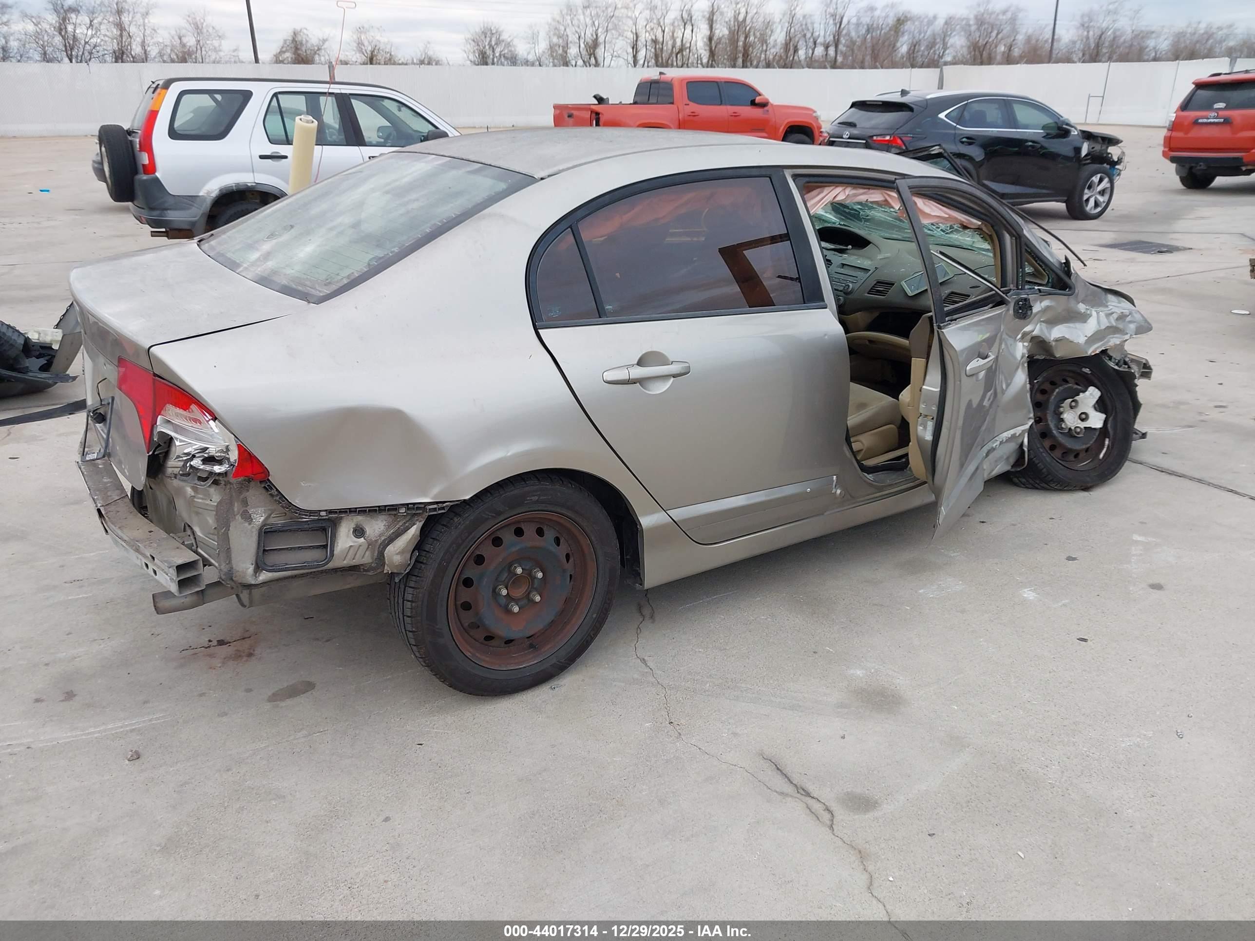 HONDA CIVIC image 4