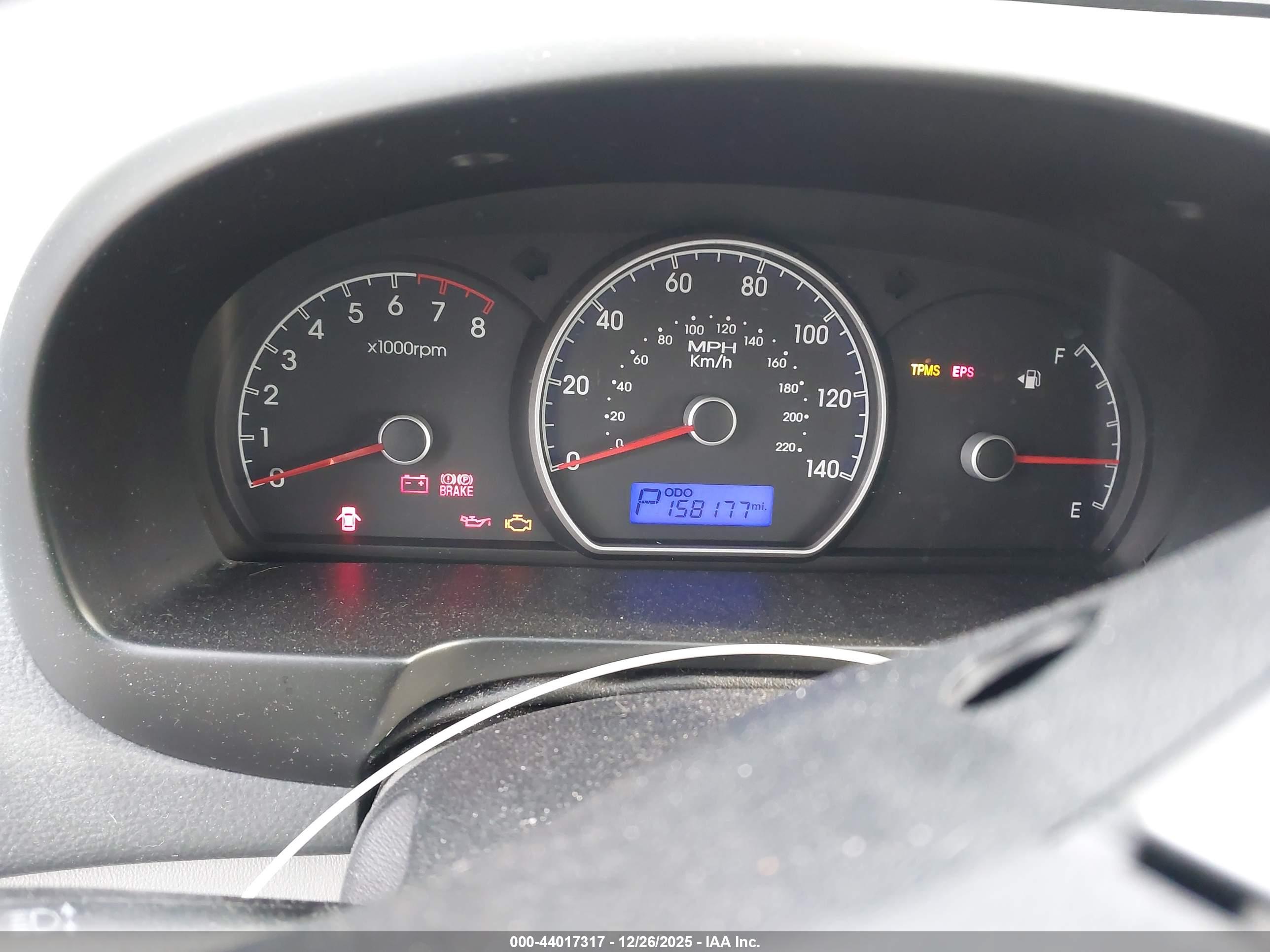 HYUNDAI ELANTRA image 7