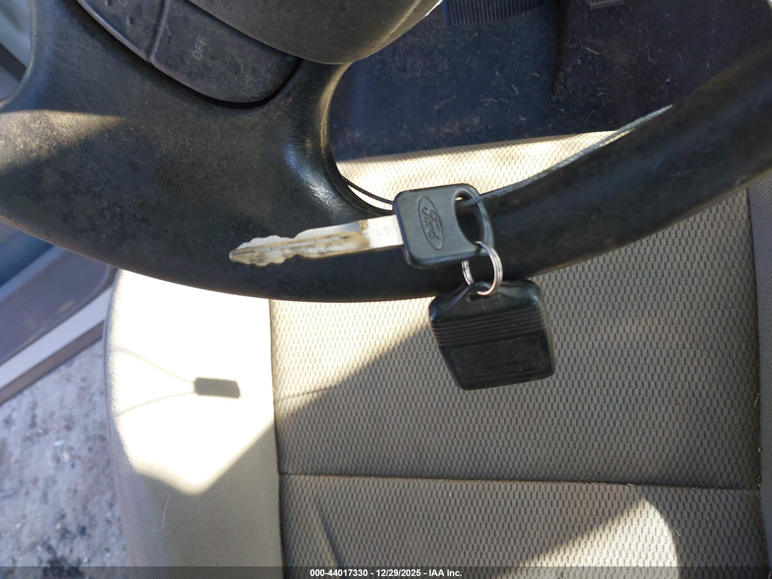 FORD F-350 image 11
