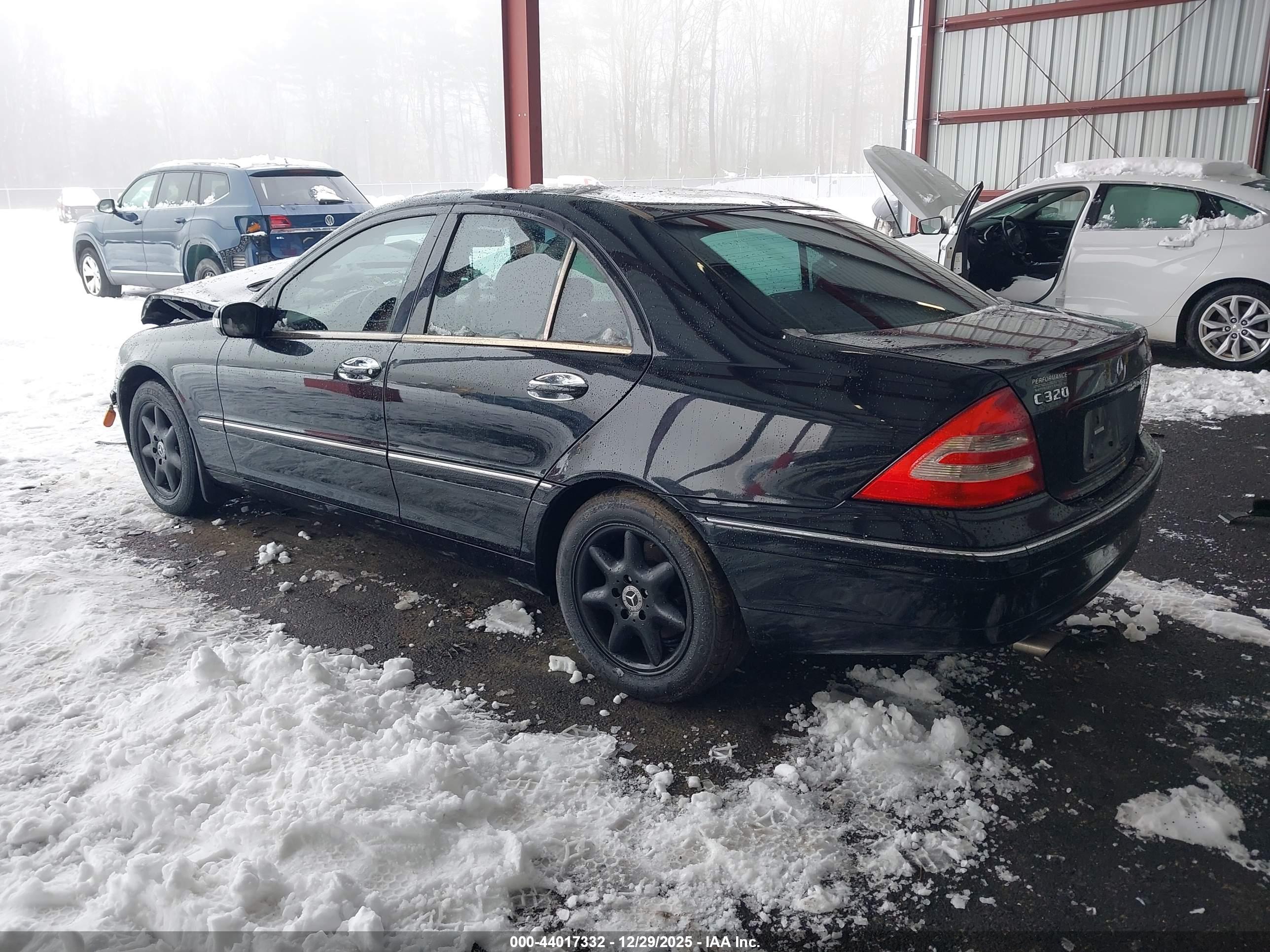 MERCEDES-BENZ C image 3