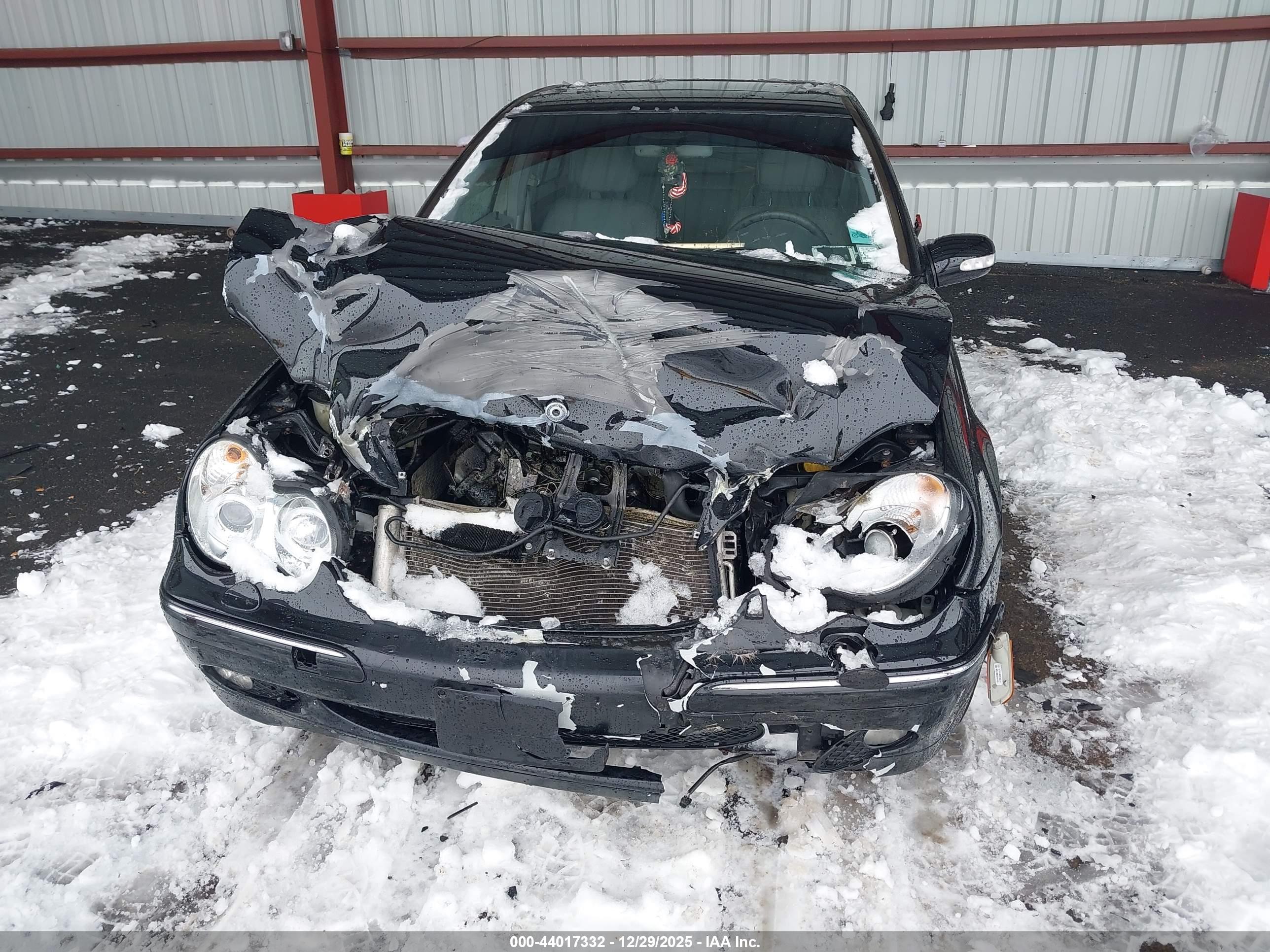 MERCEDES-BENZ C image 6