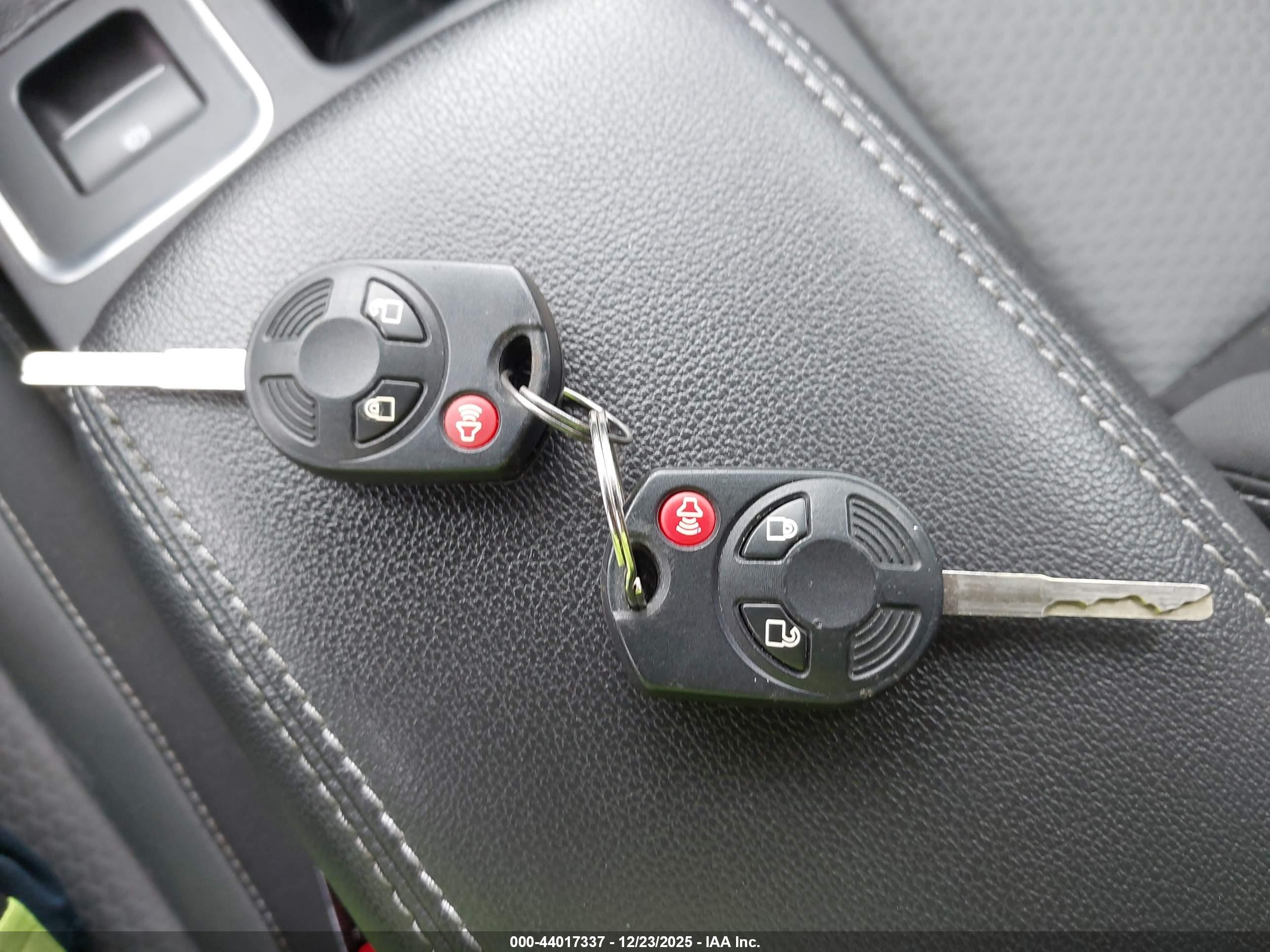 FORD ESCAPE image 11