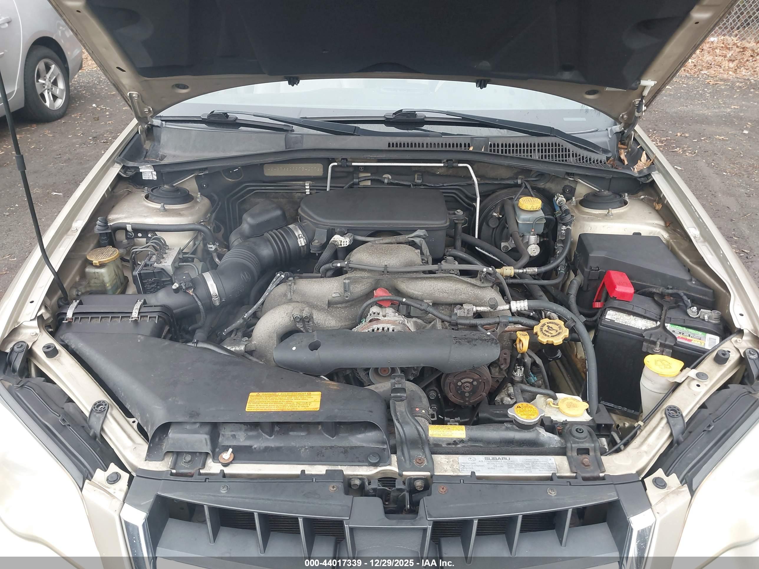 SUBARU OUTBACK image 10