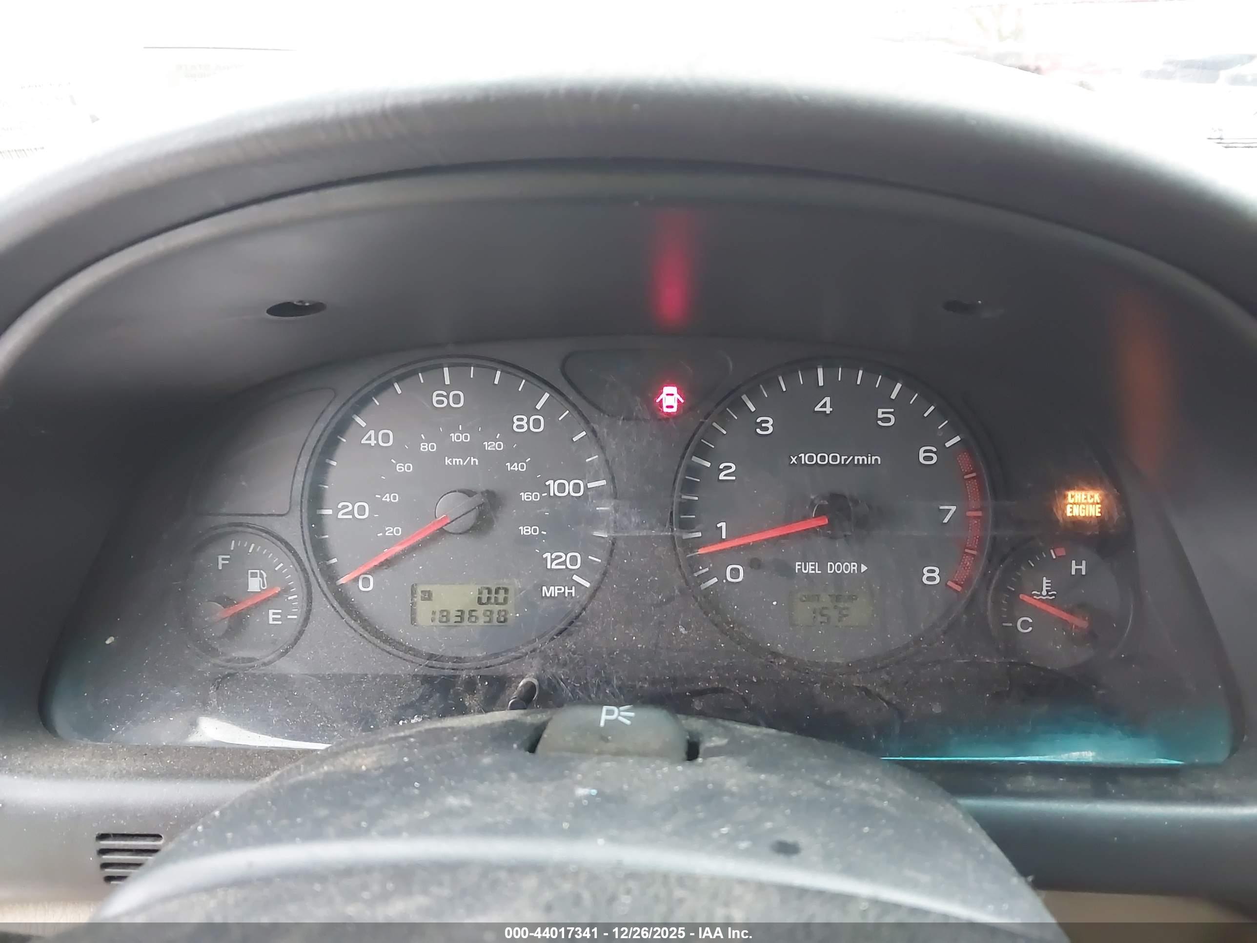 SUBARU FORESTER image 7