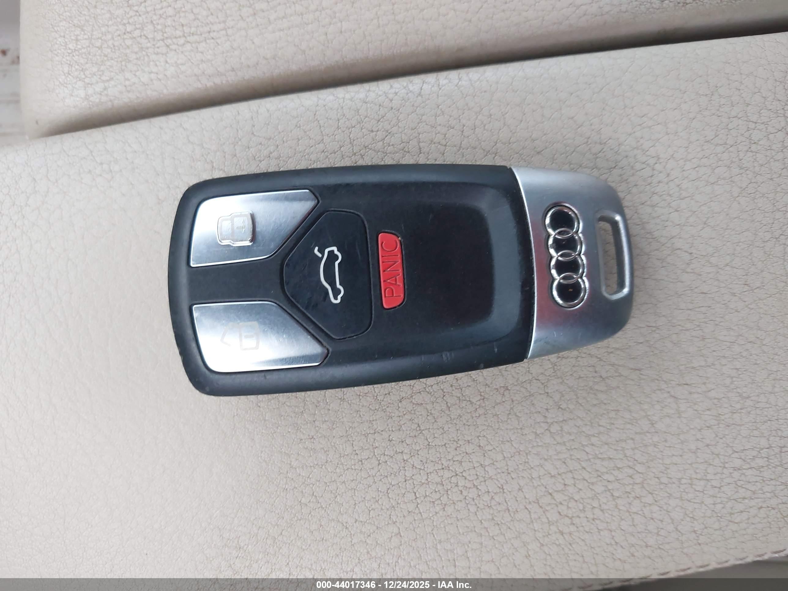 AUDI Q7 image 11