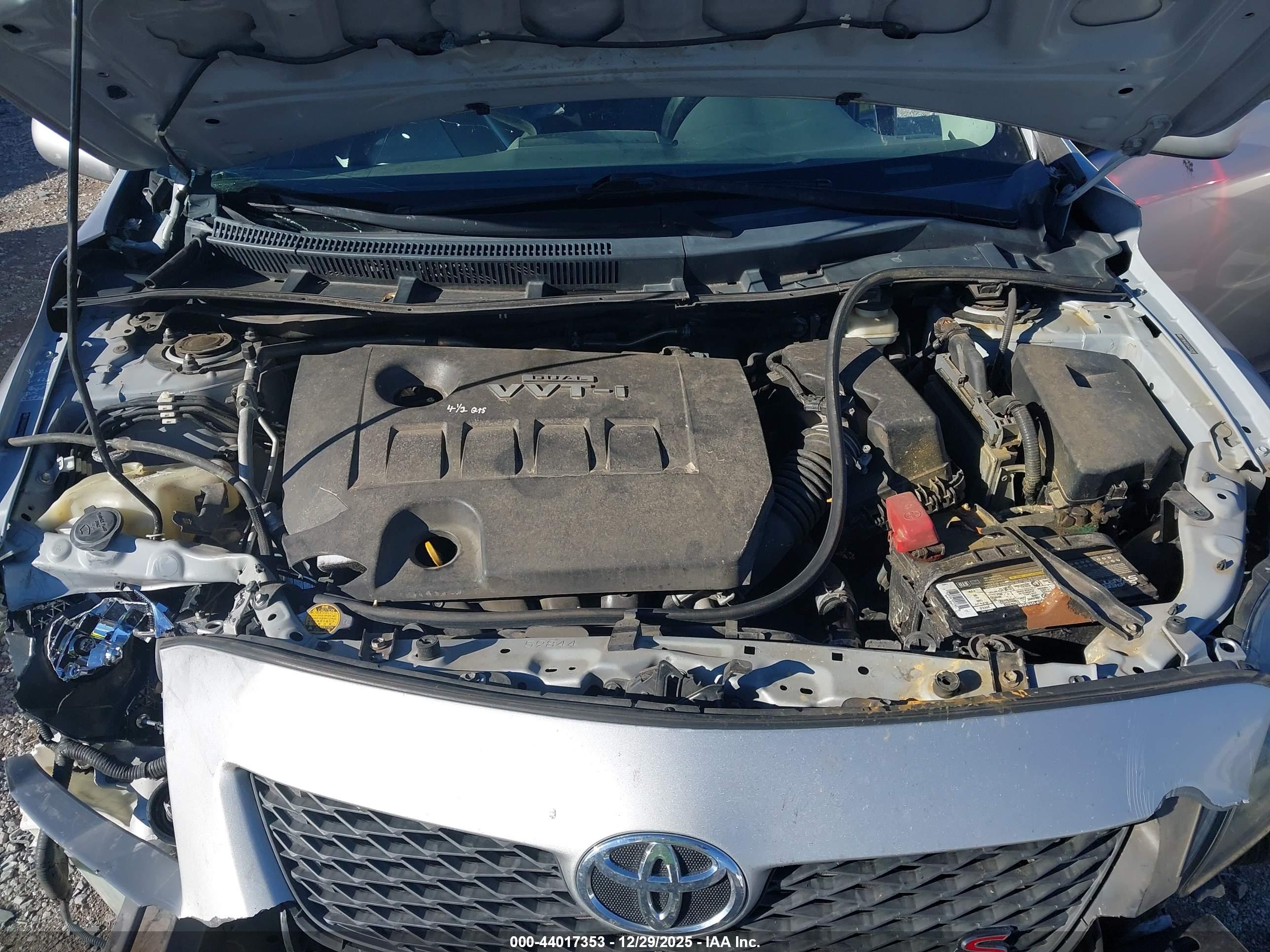 TOYOTA COROLLA image 10