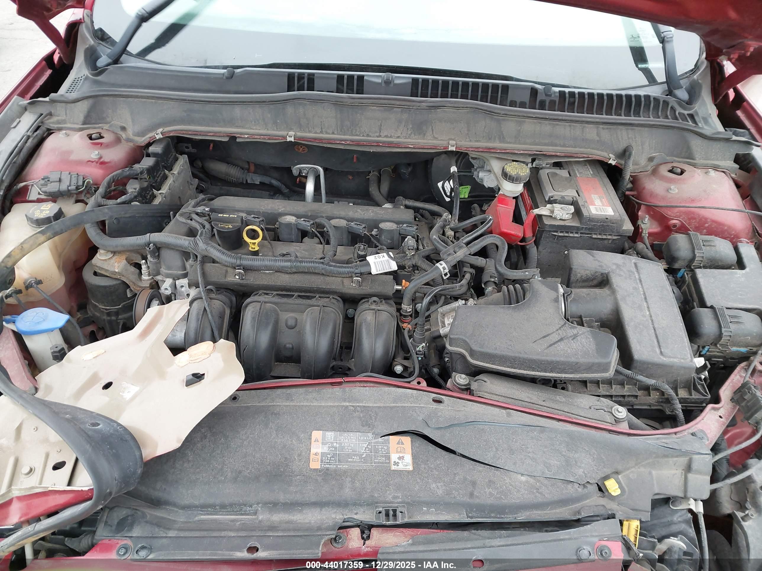 FORD FUSION image 10