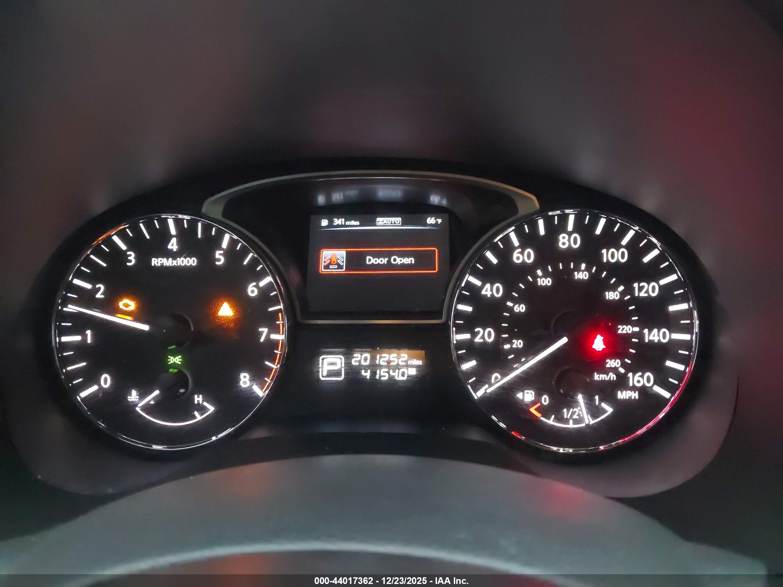 NISSAN PATHFINDER image 7