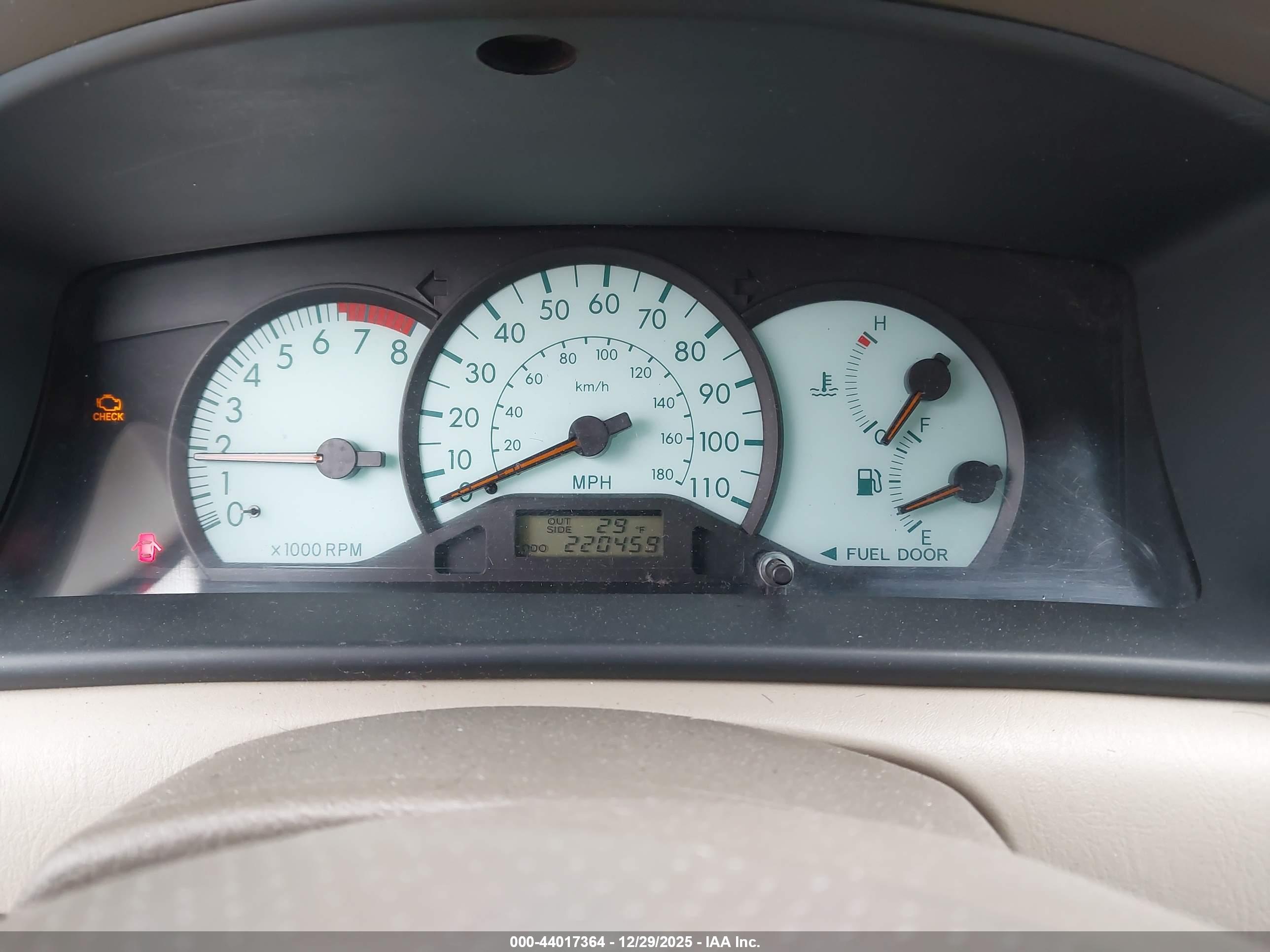 TOYOTA COROLLA image 7
