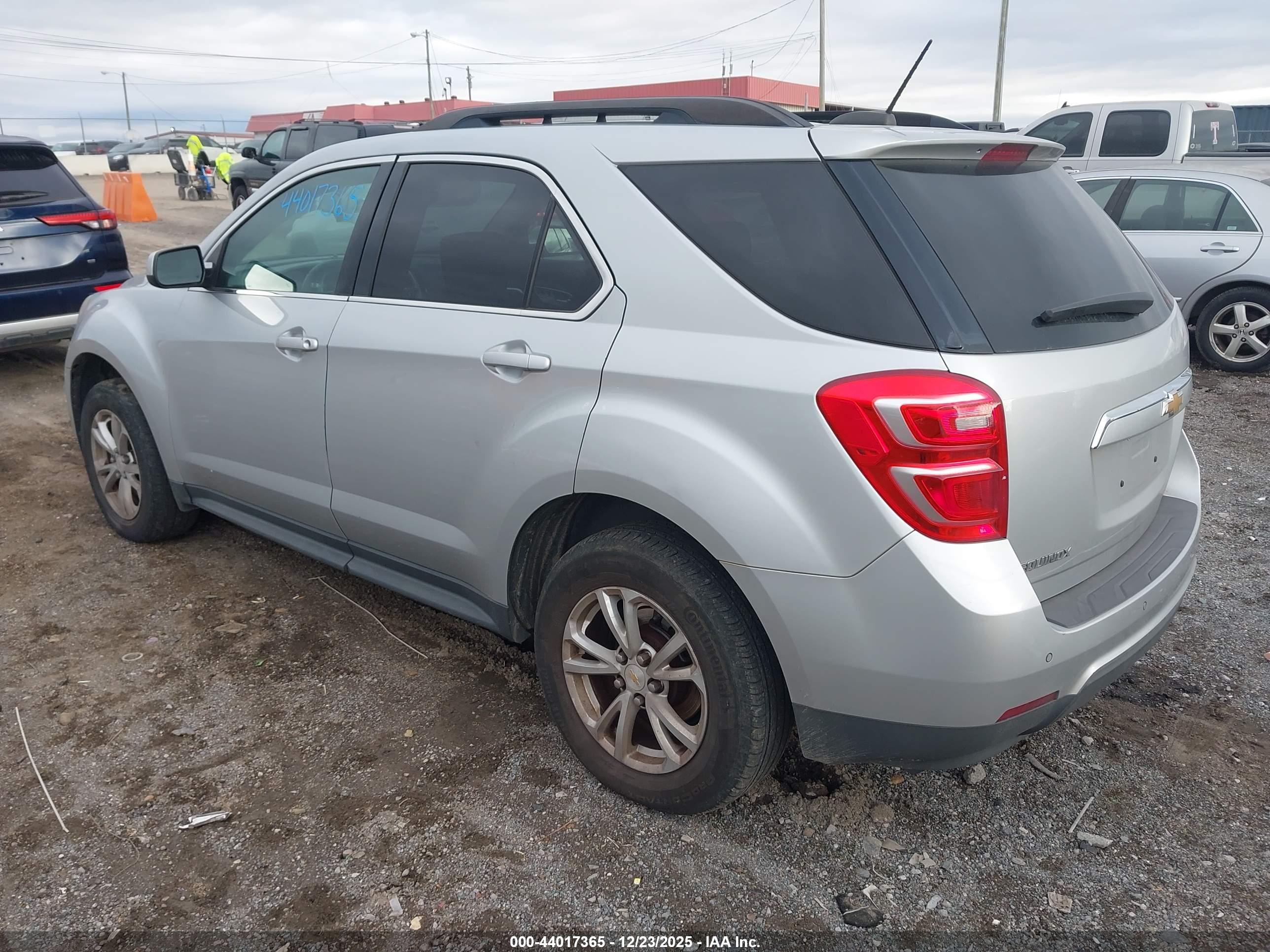 CHEVROLET EQUINOX image 3