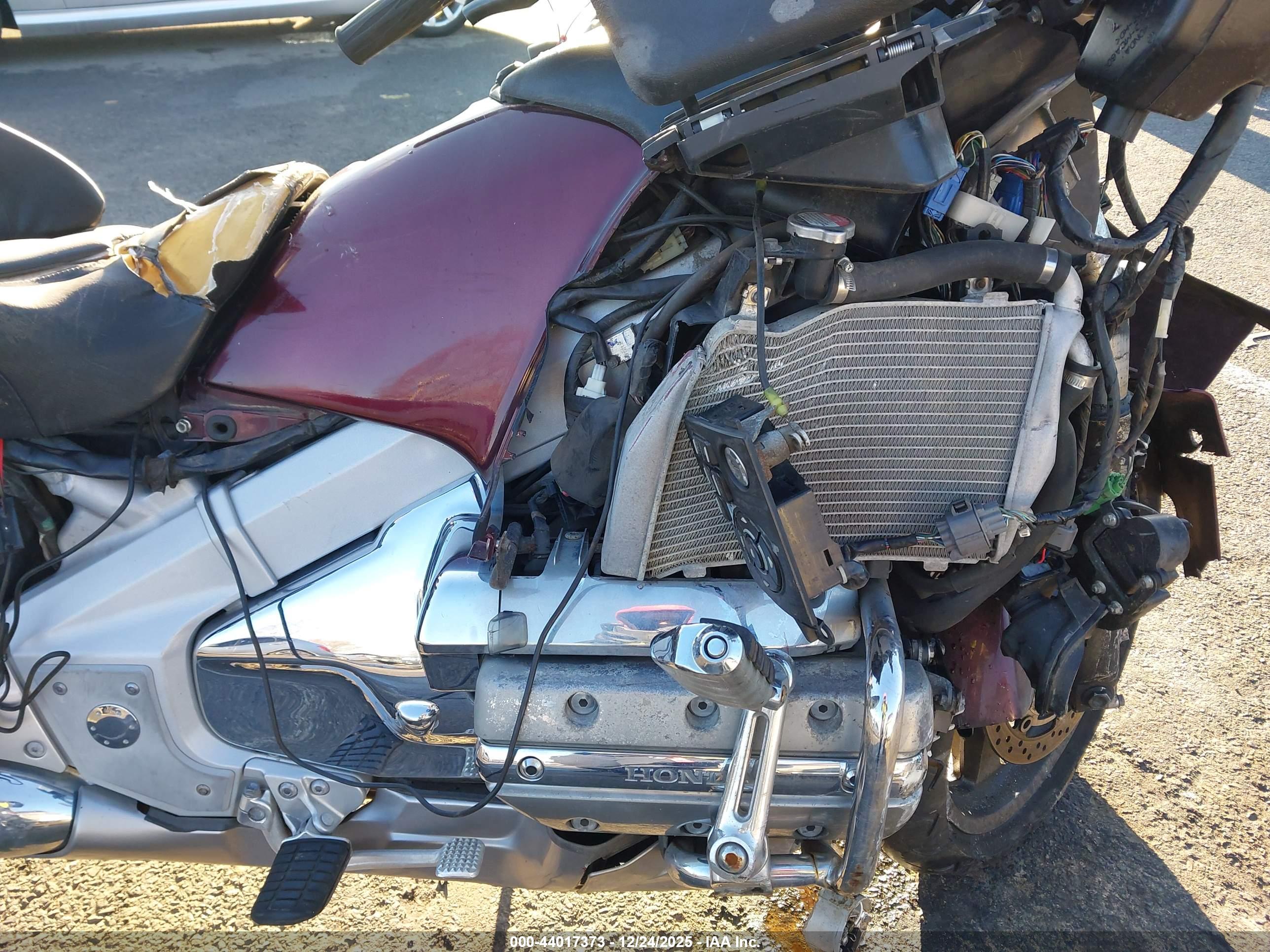 HONDA GL1800 image 8