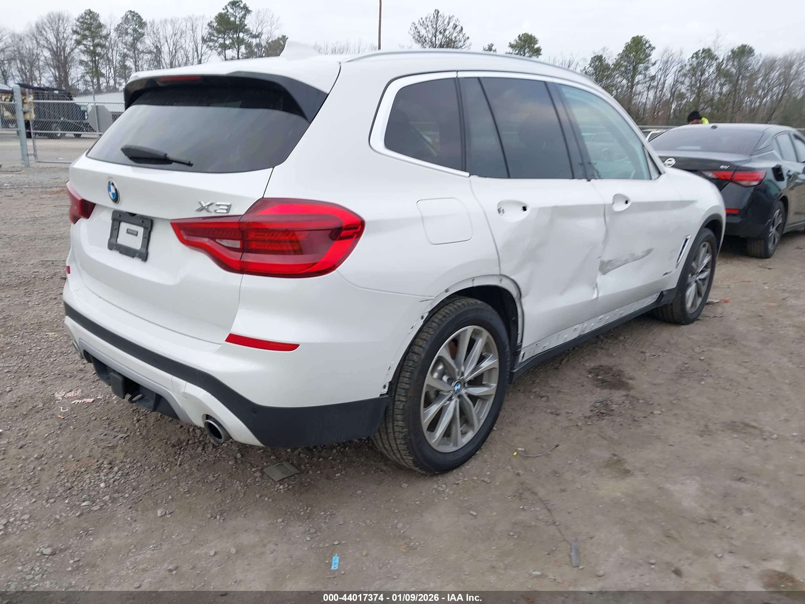 BMW X3 image 4