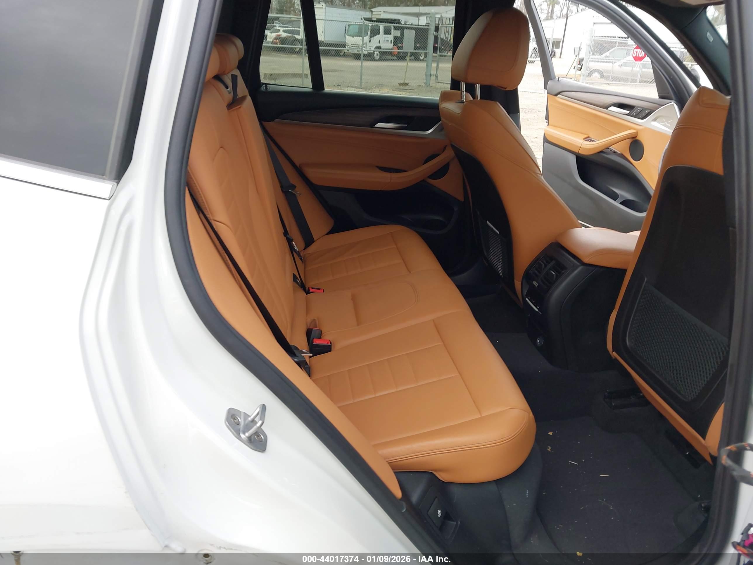 BMW X3 image 8