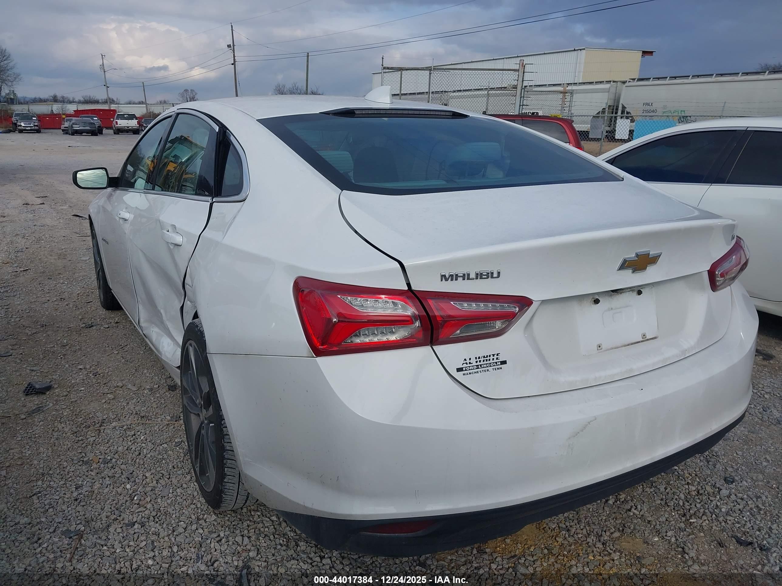 CHEVROLET MALIBU image 3