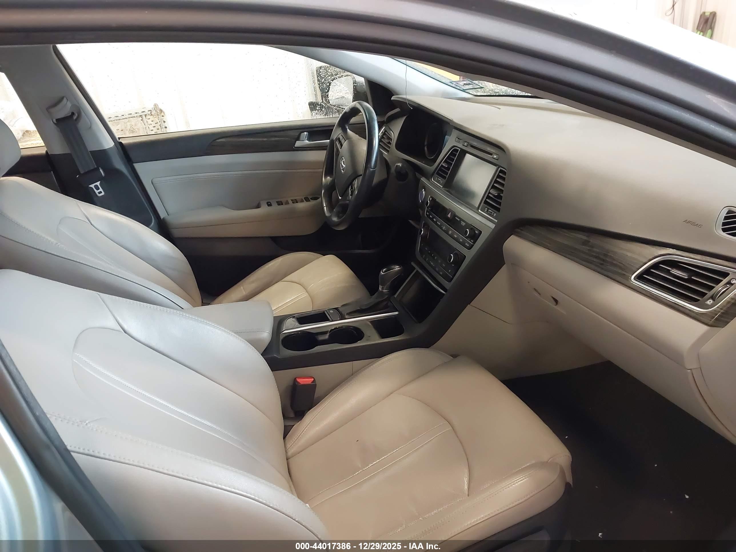 HYUNDAI SONATA image 5