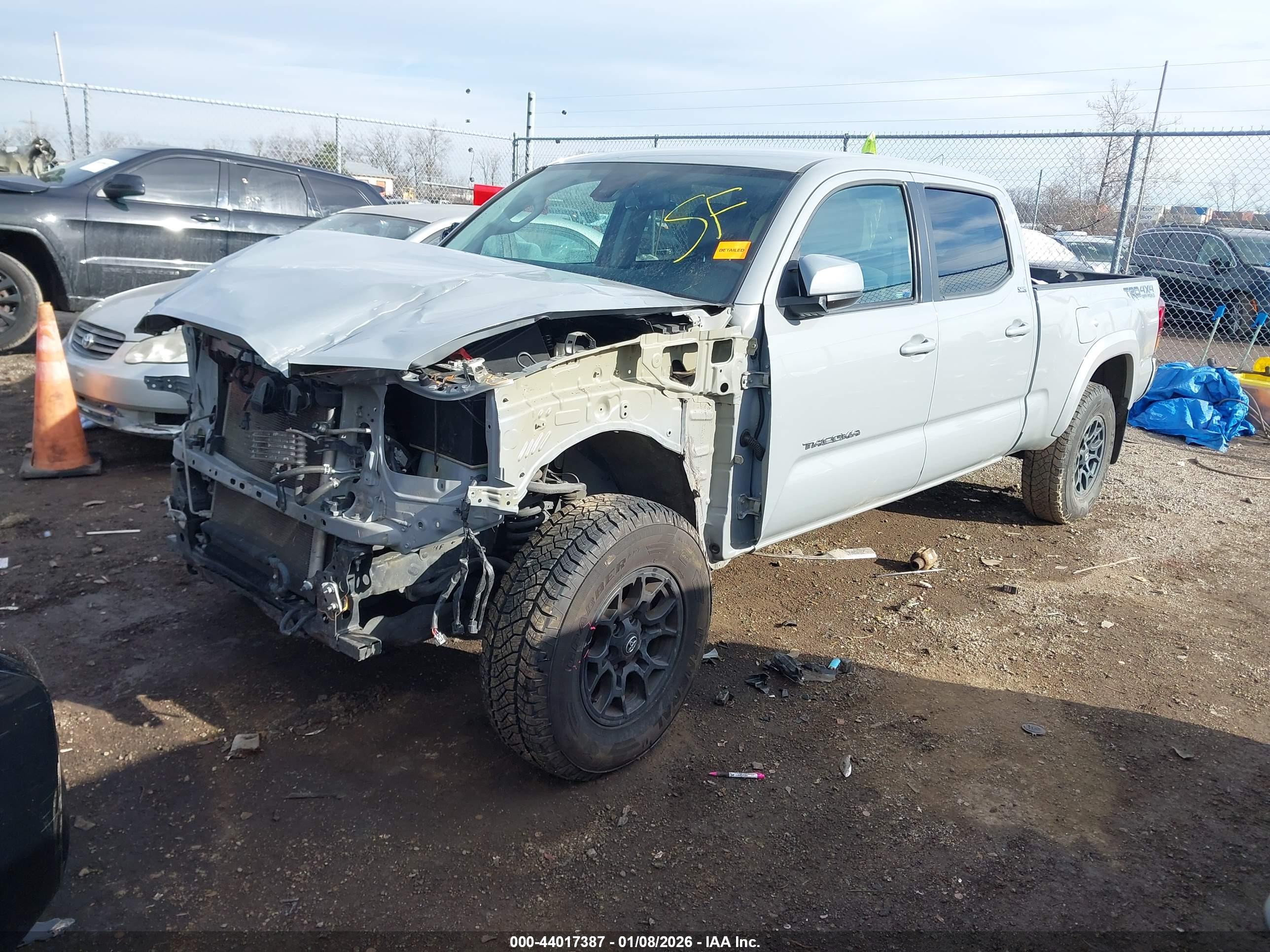 TOYOTA TACOMA image 2