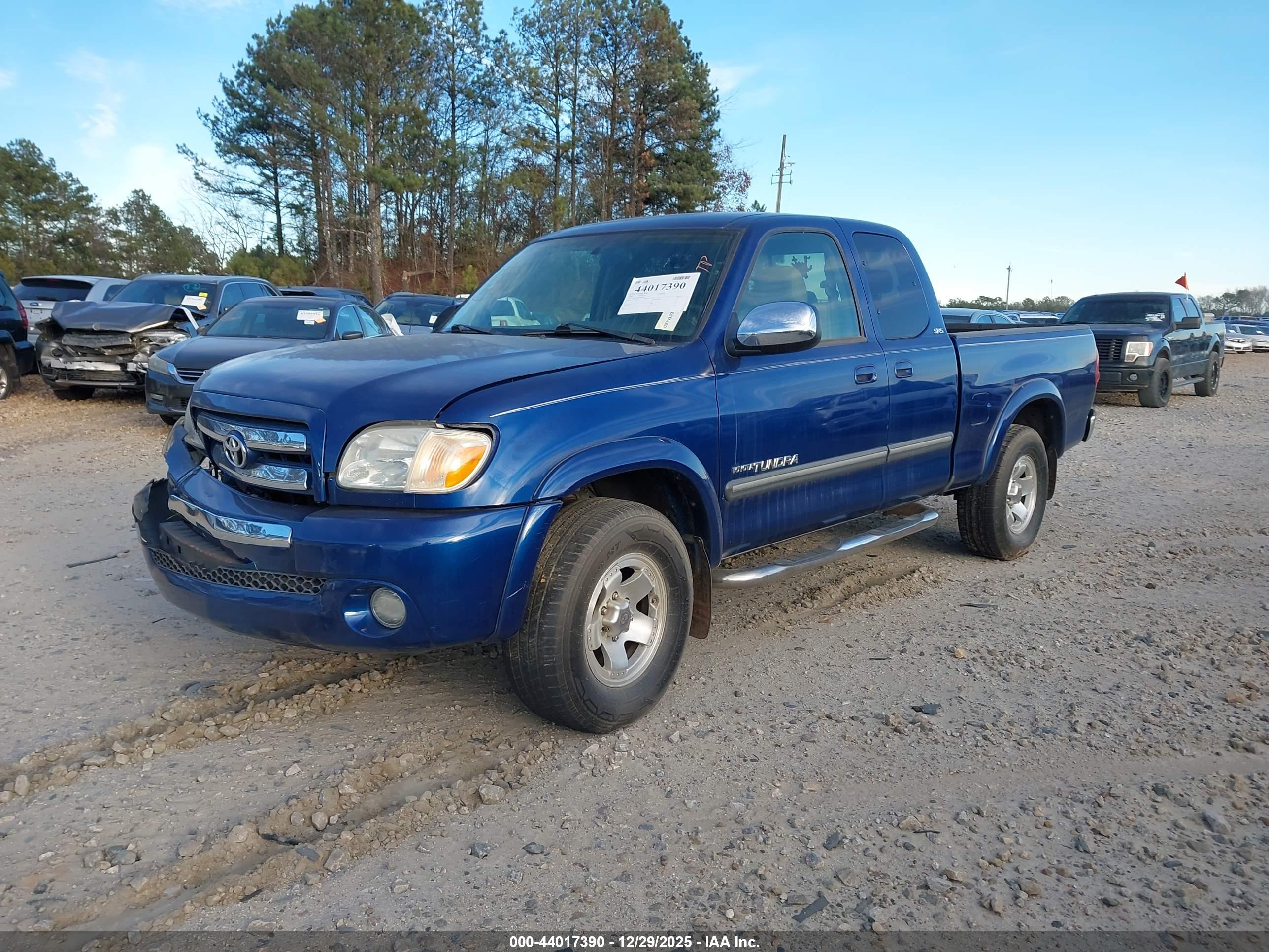 TOYOTA TUNDRA image 2