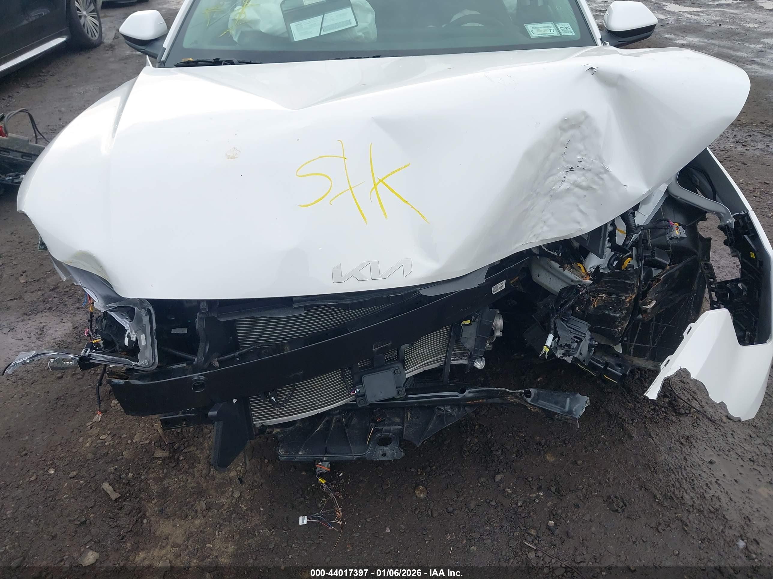 KIA K4 image 10