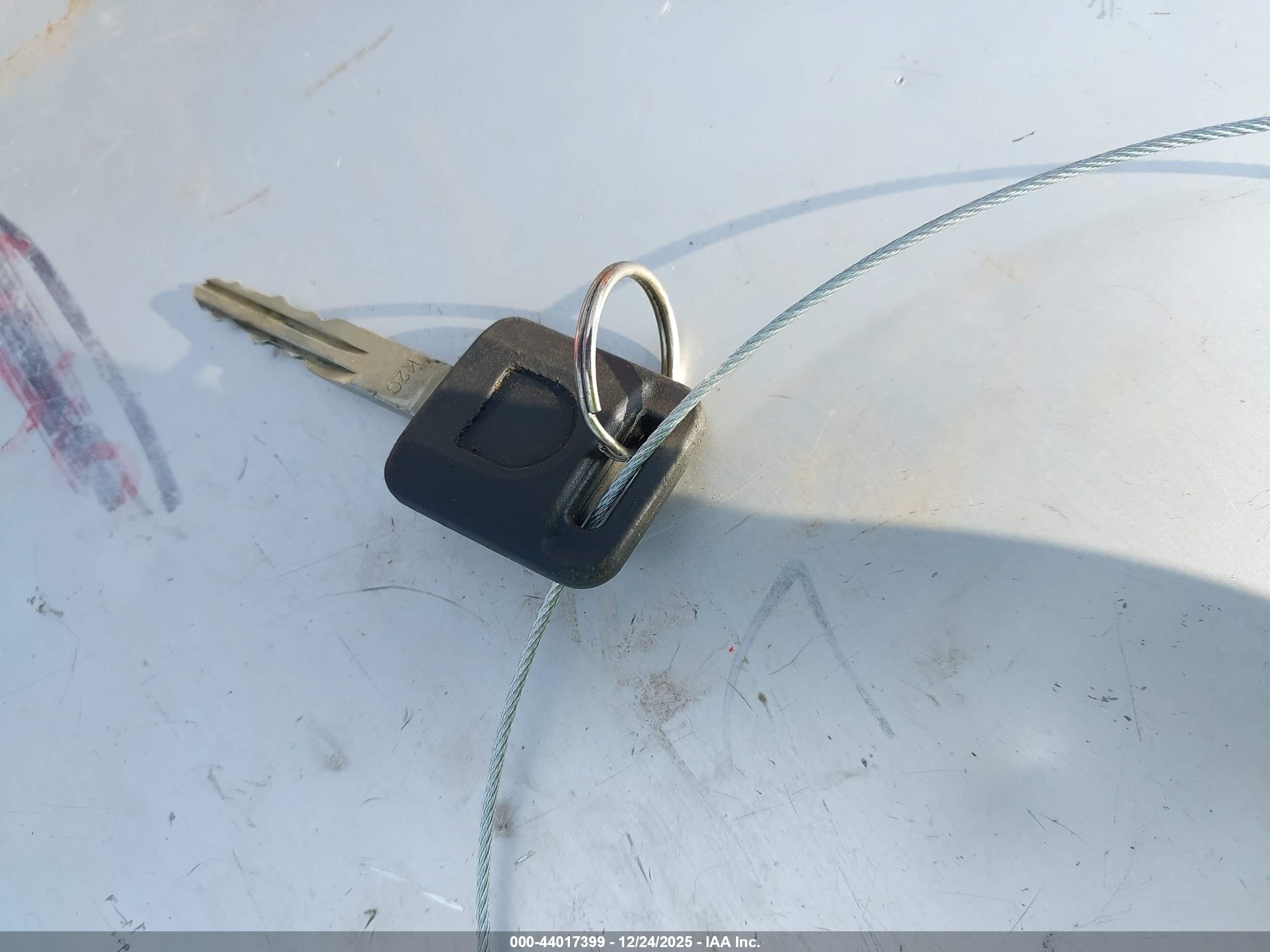 NISSAN ROGUE image 11
