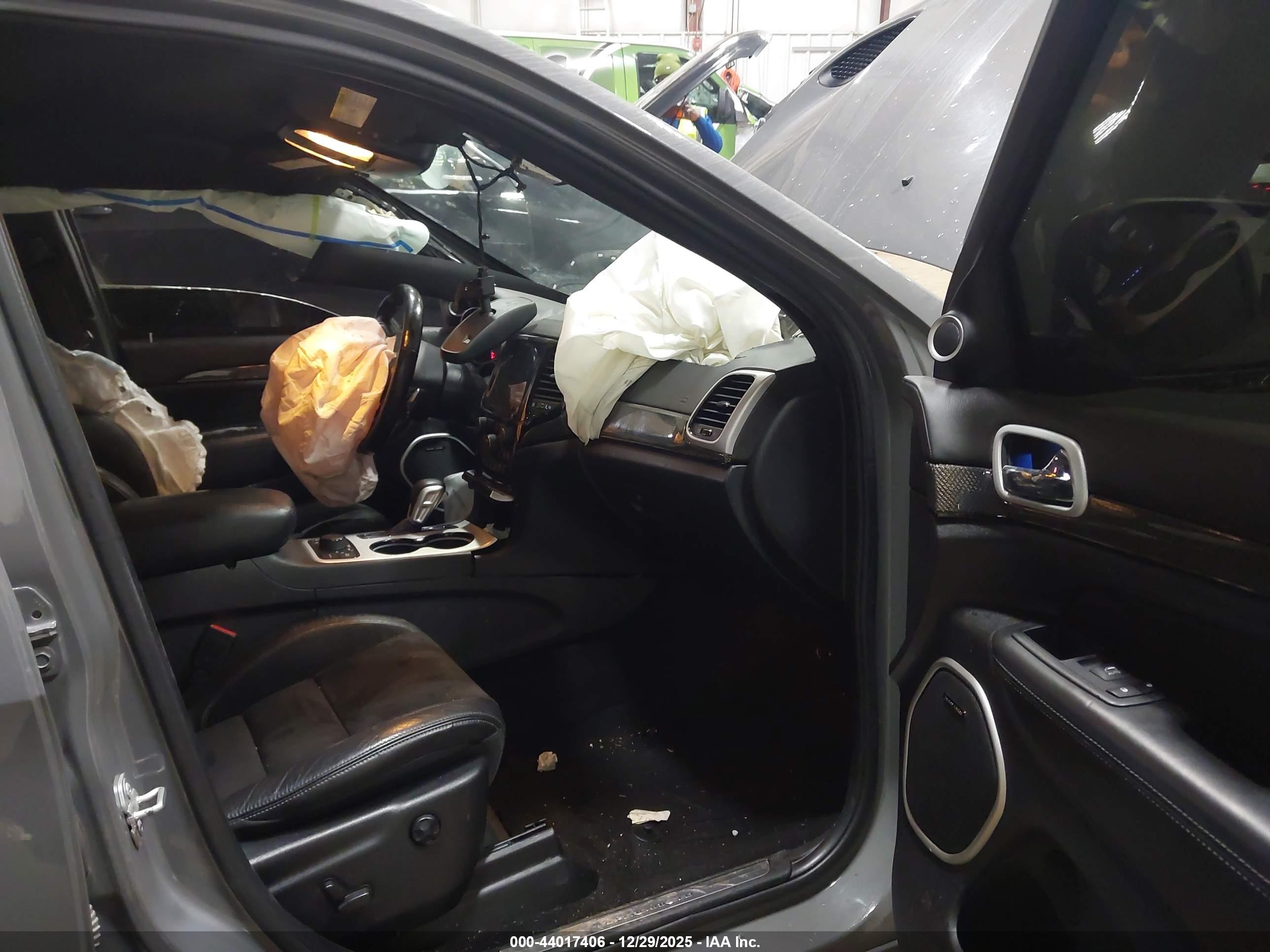 JEEP GRAND image 5