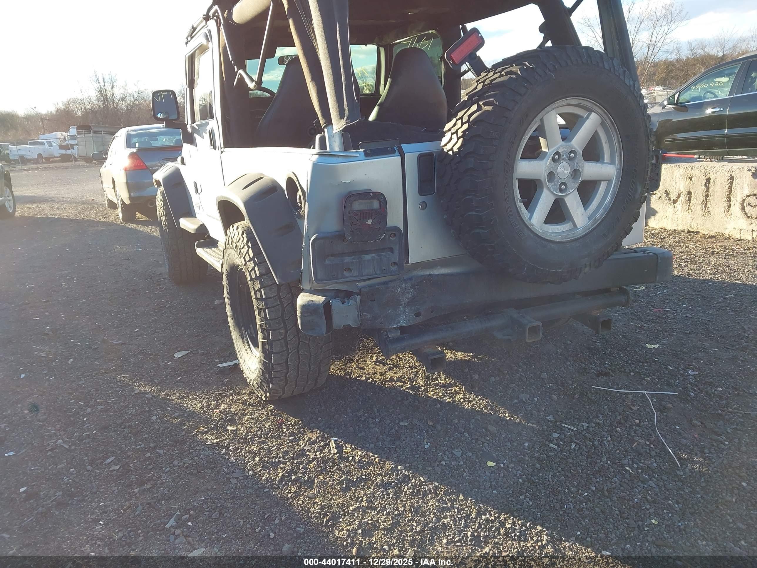 JEEP WRANGLER image 6