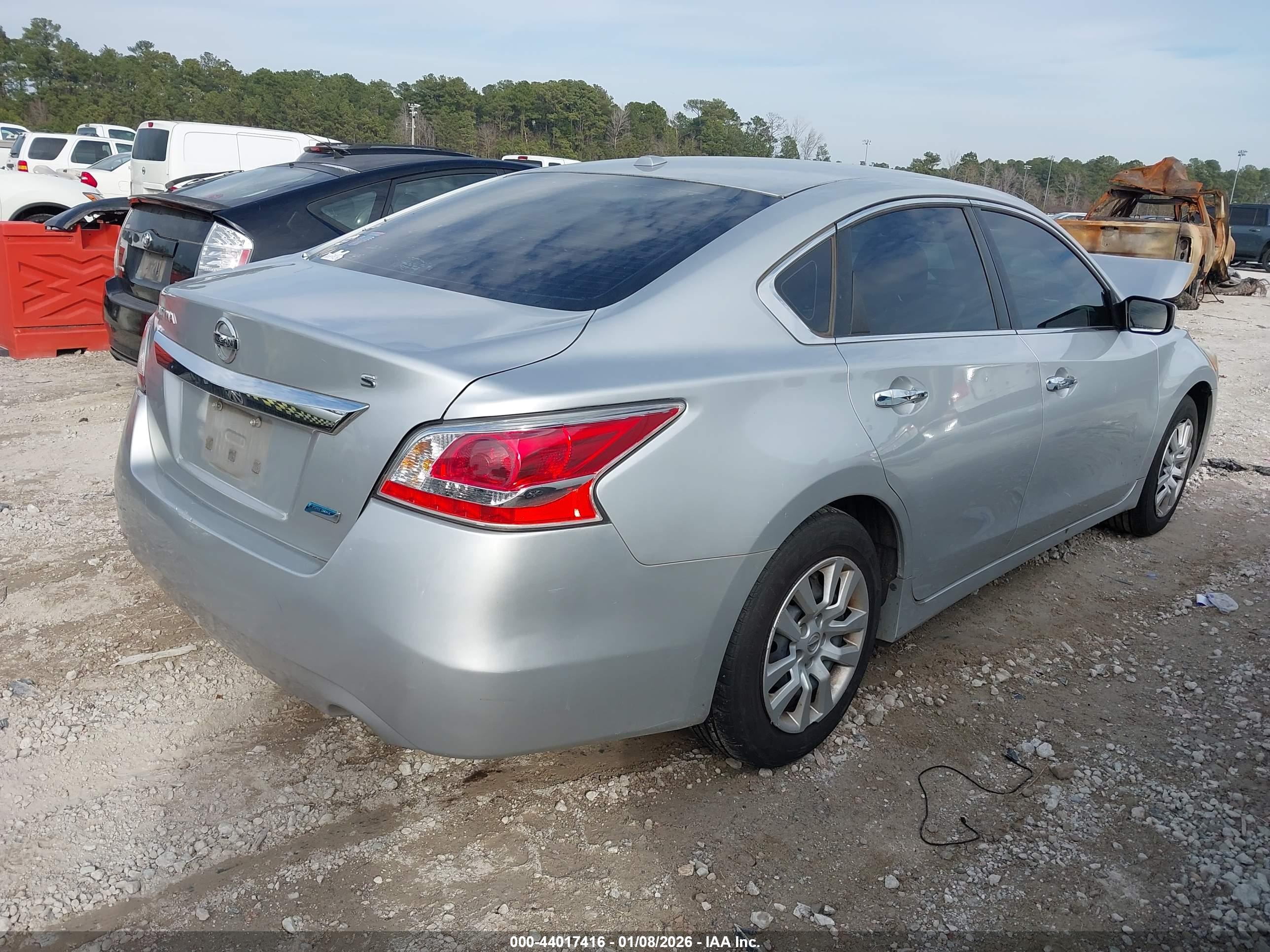 NISSAN ALTIMA image 4