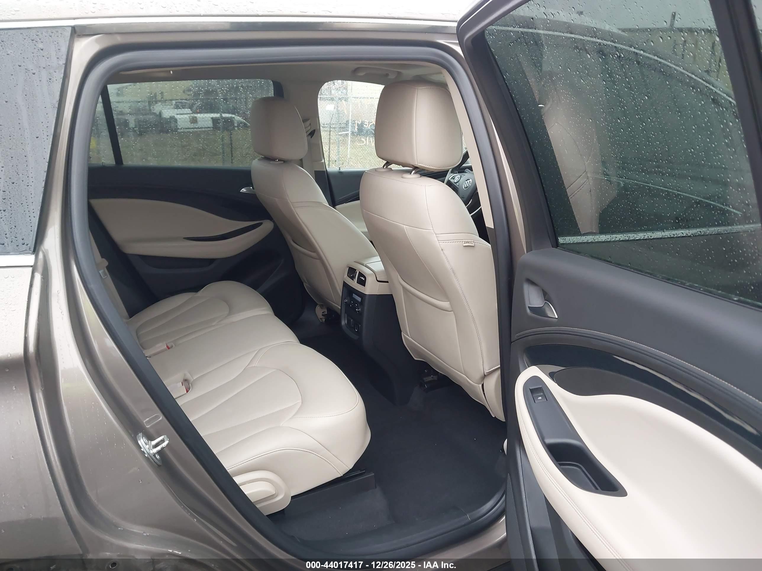 BUICK ENVISION image 8