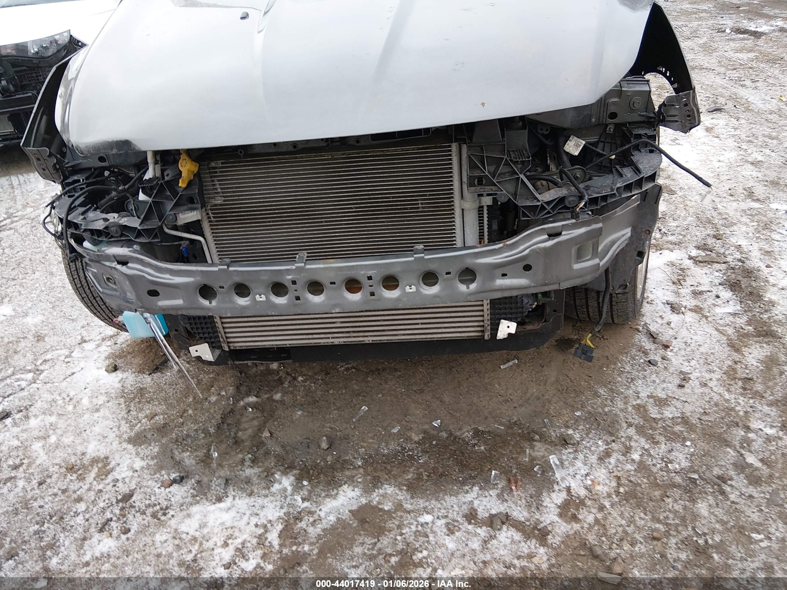 FORD ESCAPE image 6