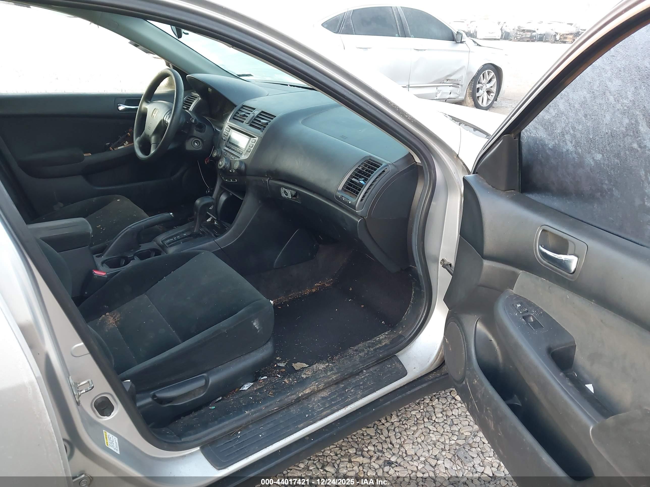 HONDA ACCORD image 5