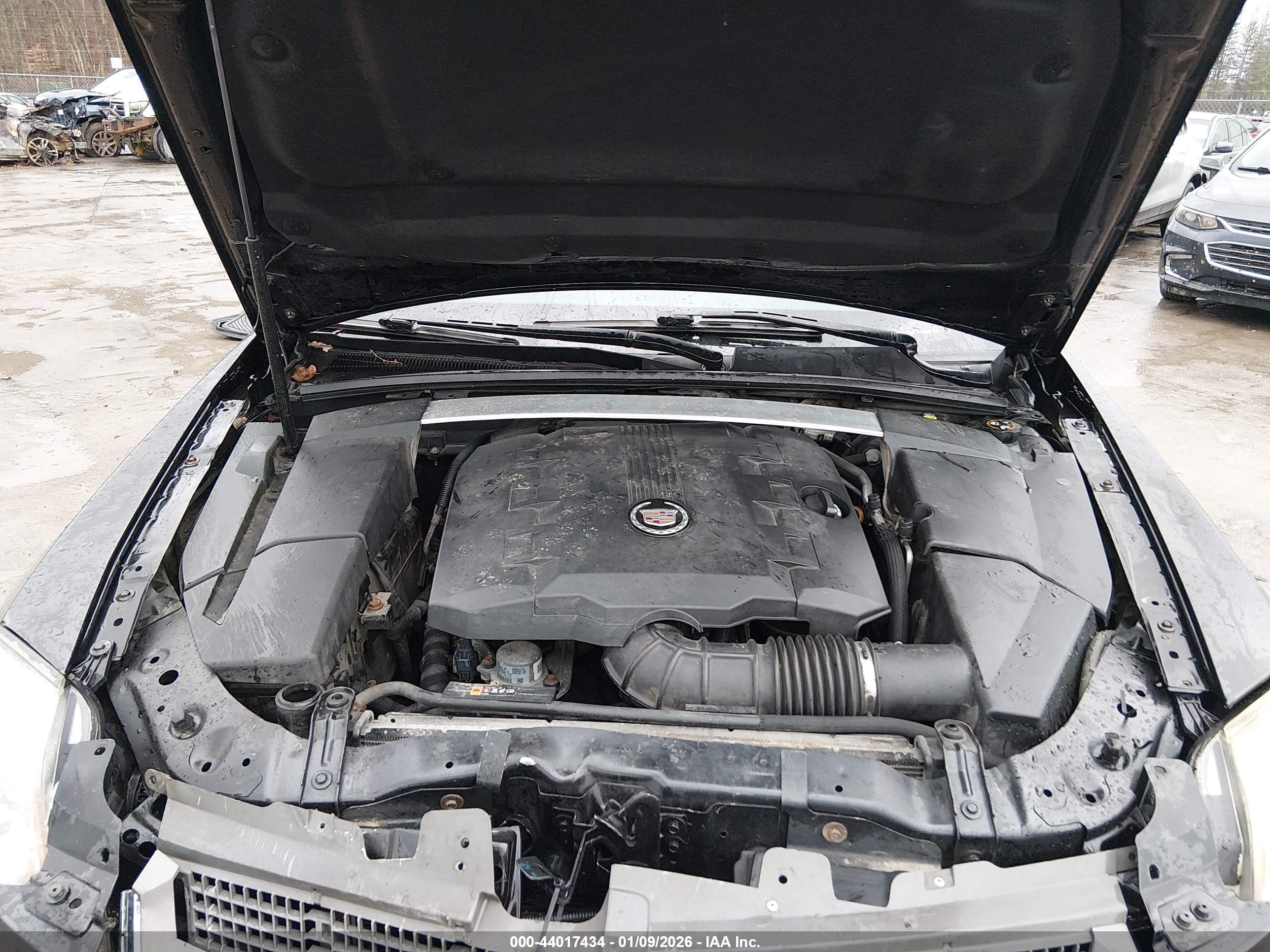CADILLAC CTS image 10