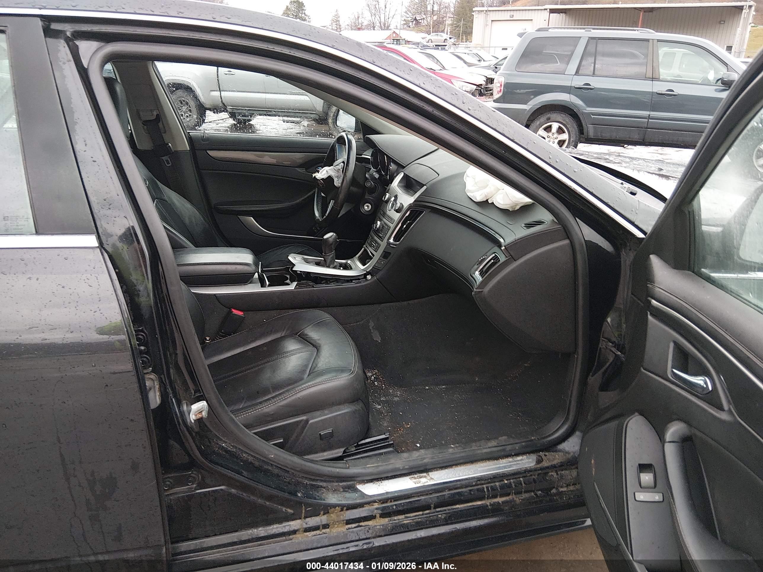 CADILLAC CTS image 5