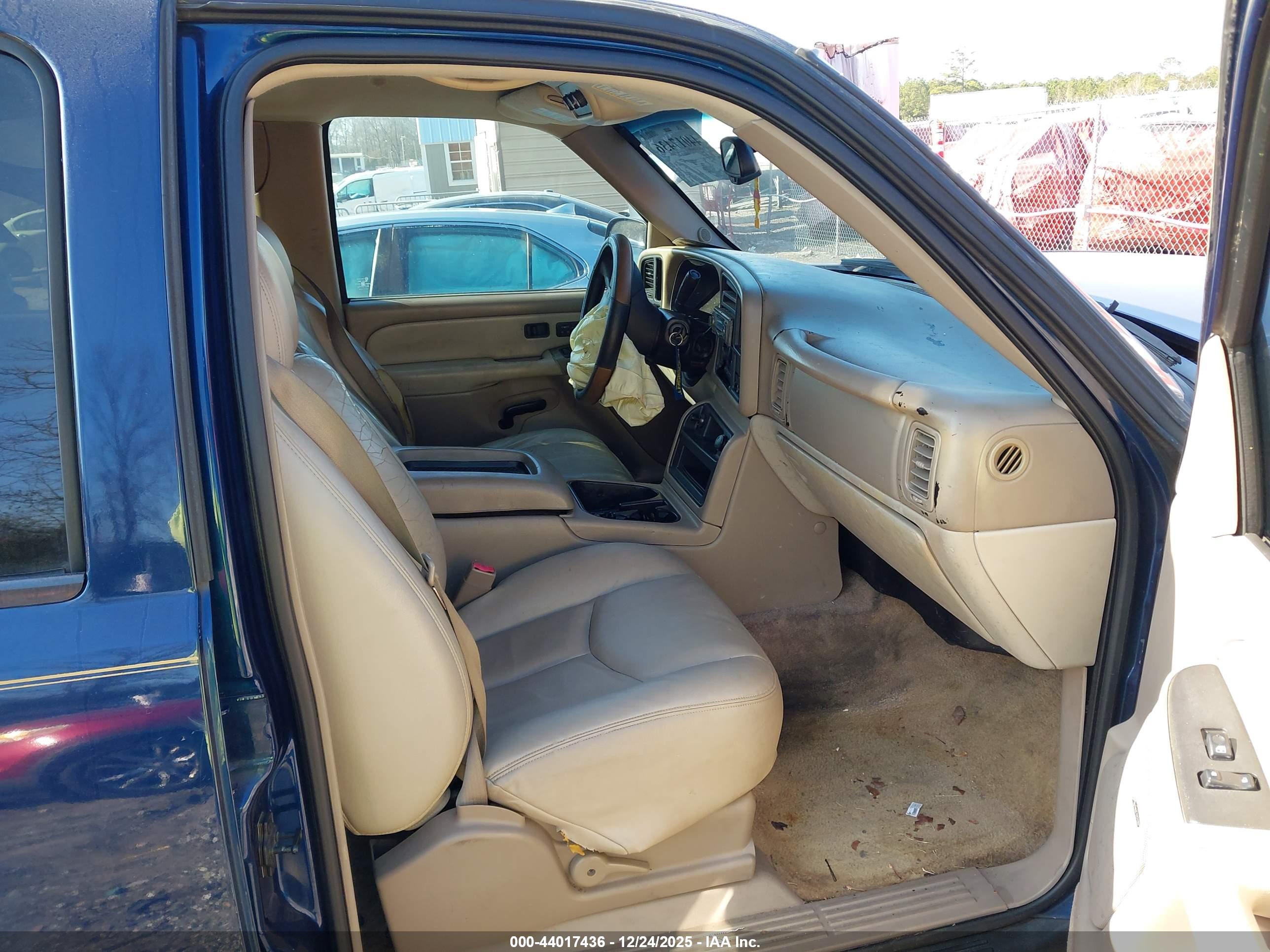 GMC YUKON image 5