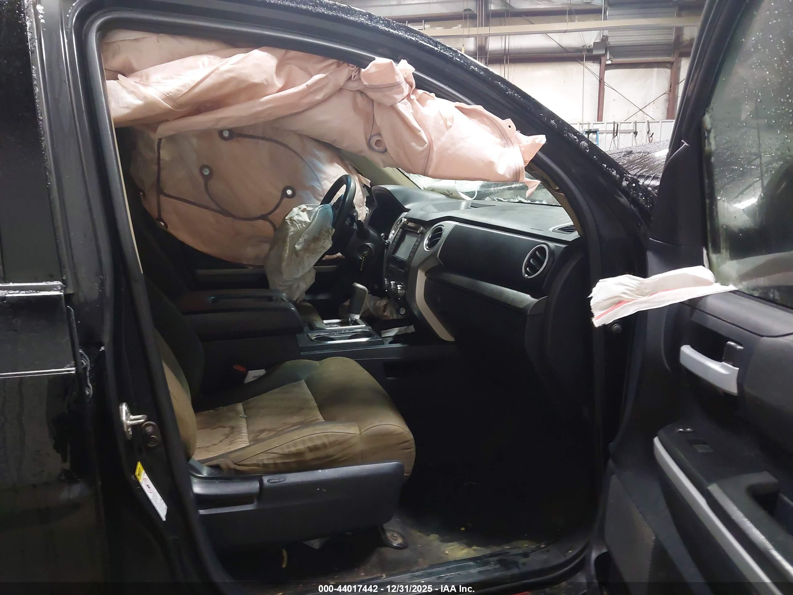 TOYOTA TUNDRA image 5