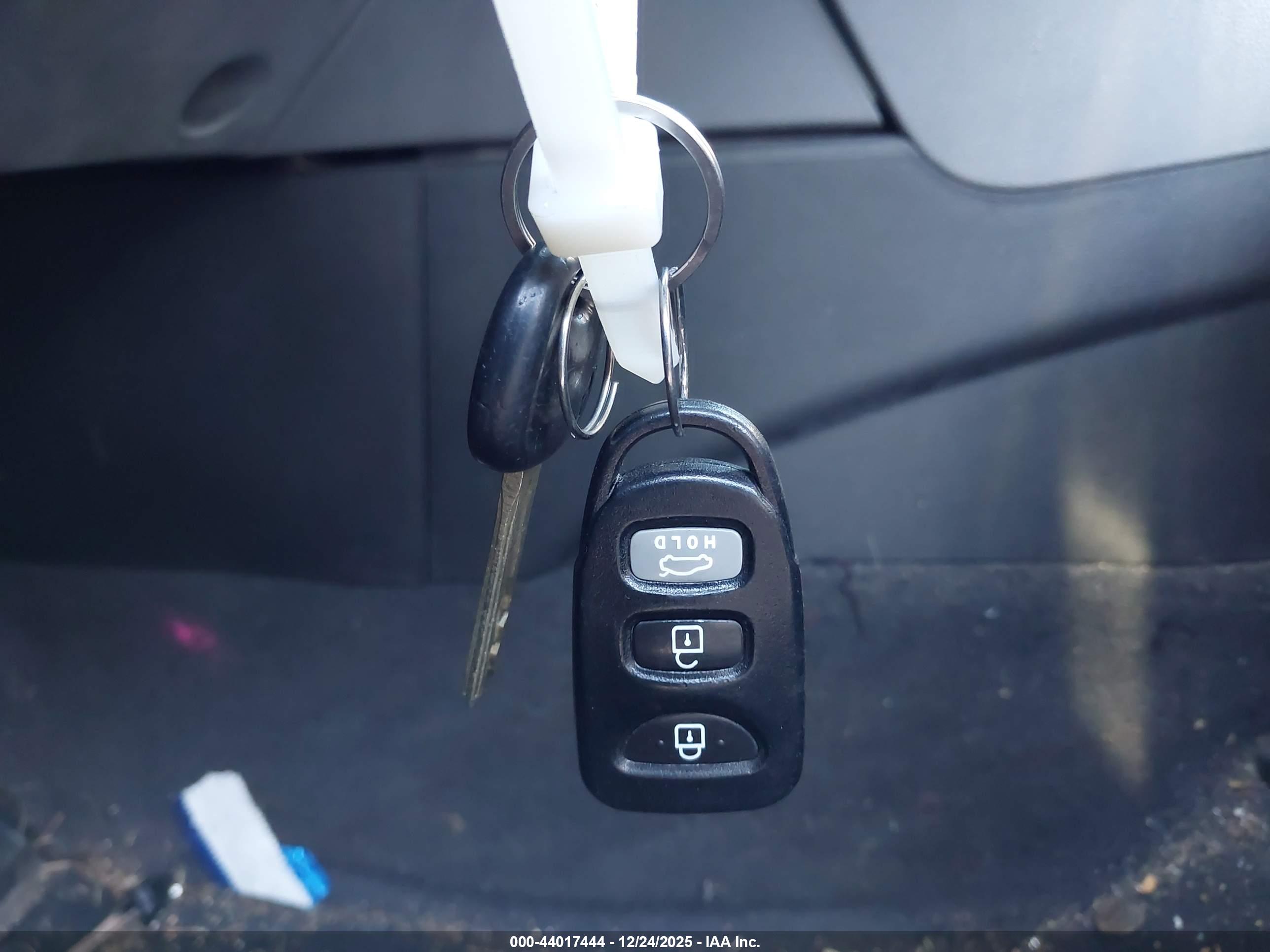 HYUNDAI SONATA image 11