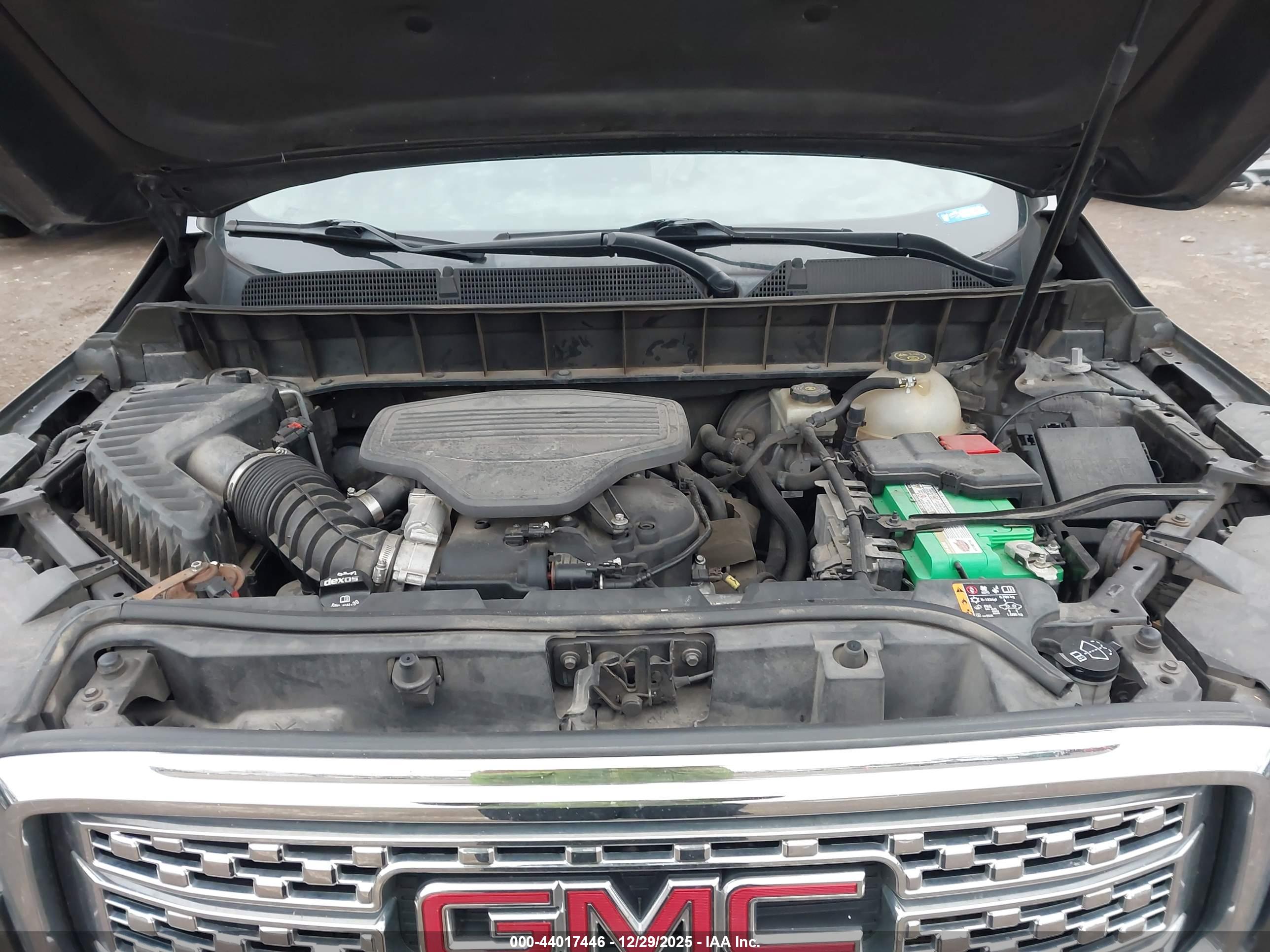 GMC ACADIA image 10