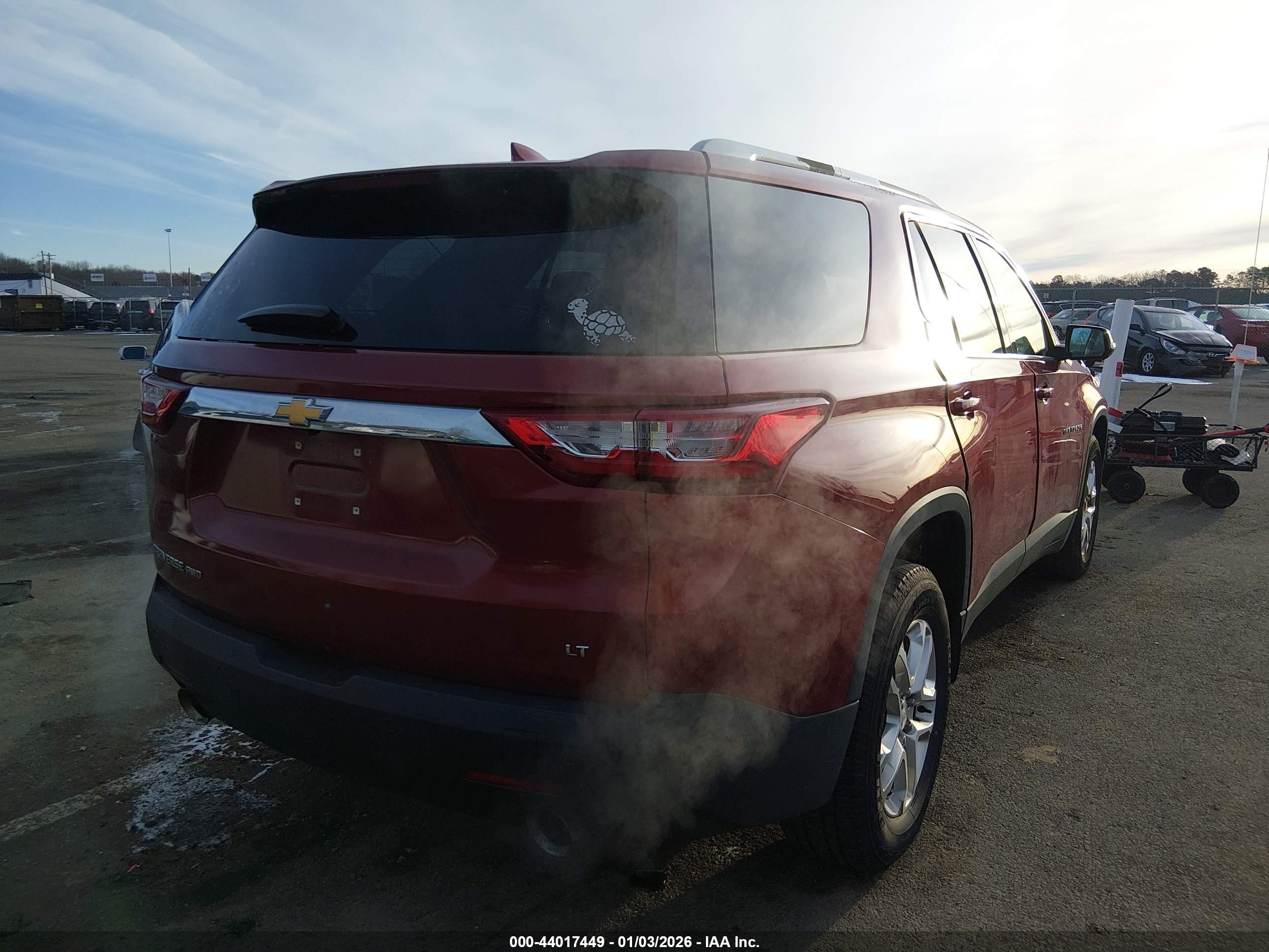 CHEVROLET TRAVERSE image 4
