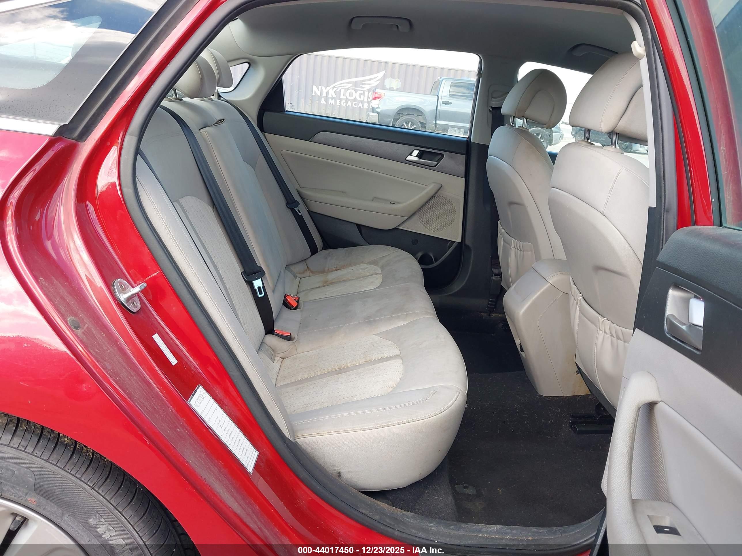 HYUNDAI SONATA image 8