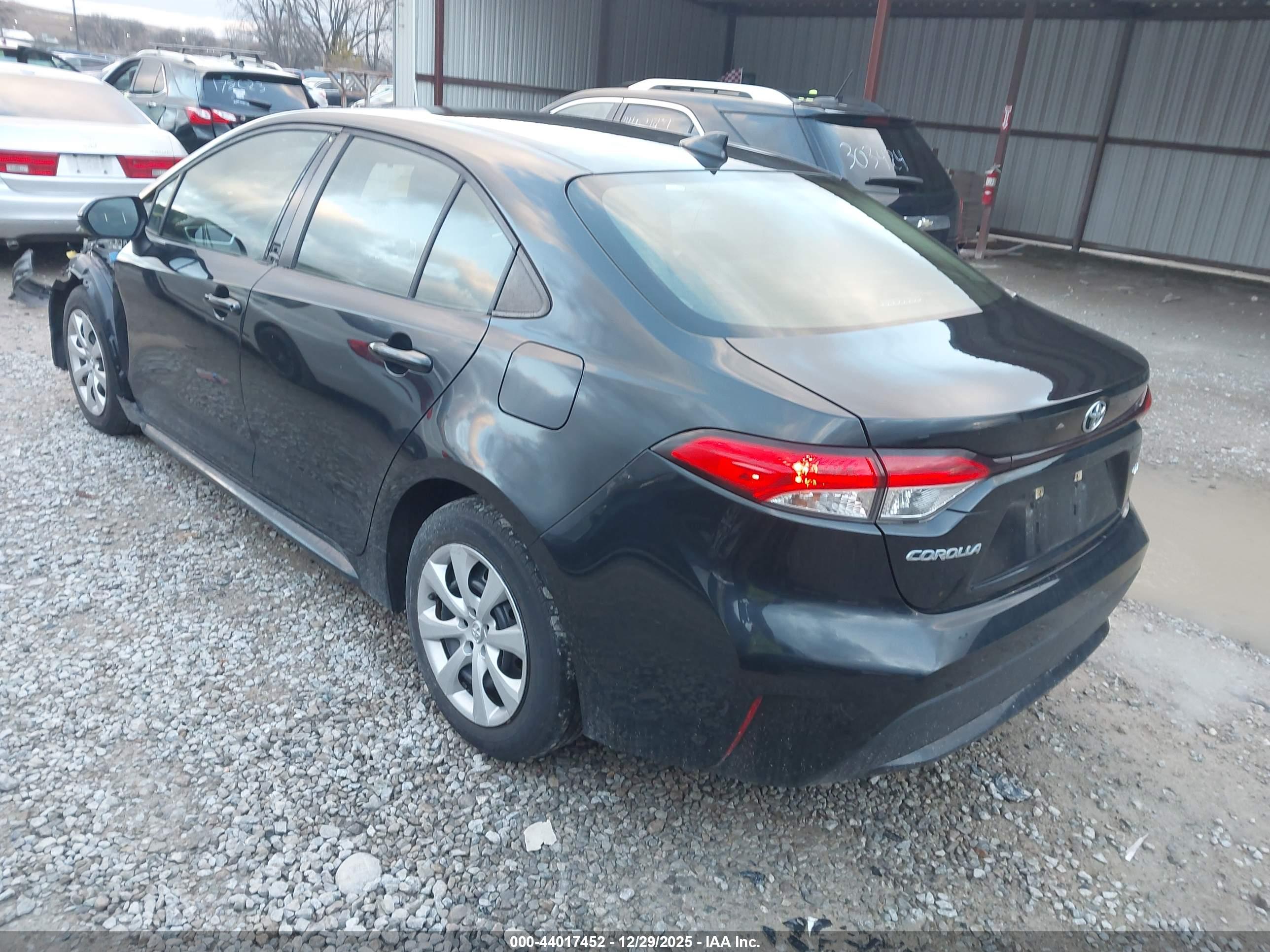 TOYOTA COROLLA image 3