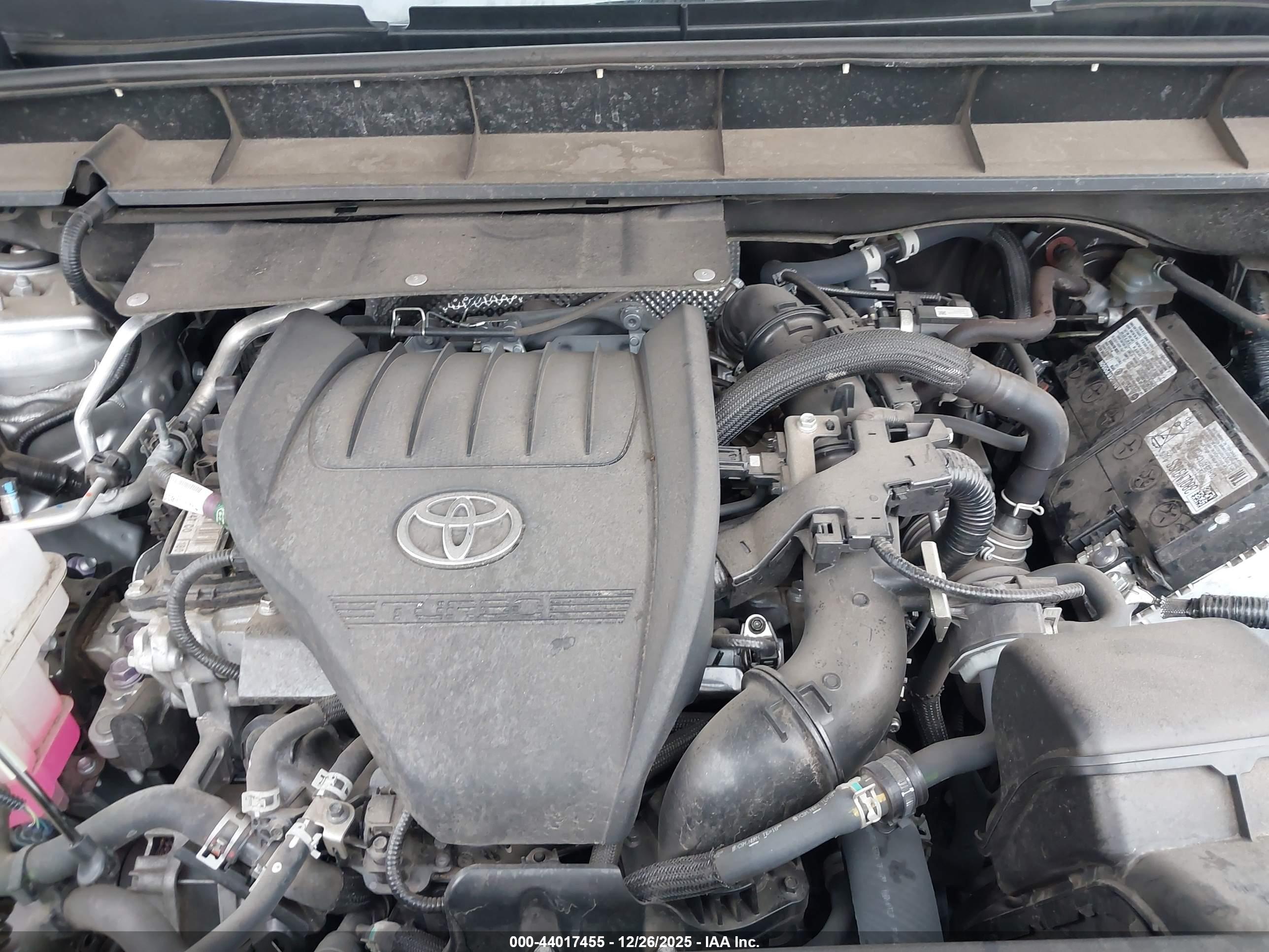 TOYOTA HIGHLANDER image 10