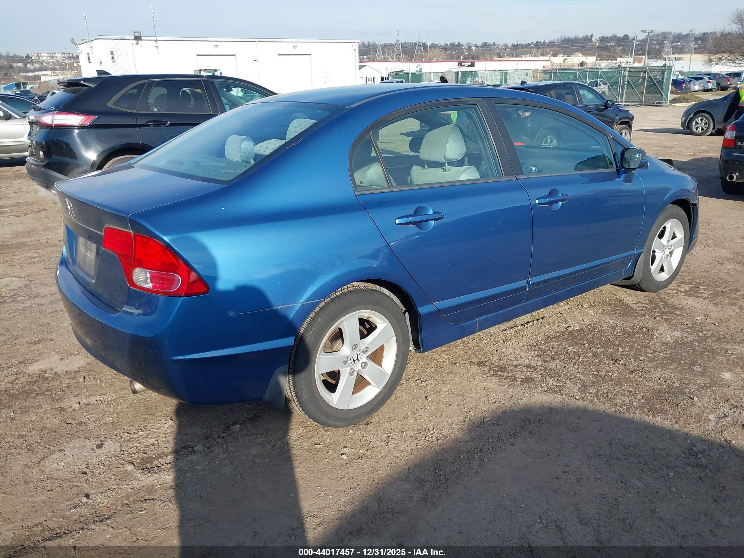 HONDA CIVIC image 4