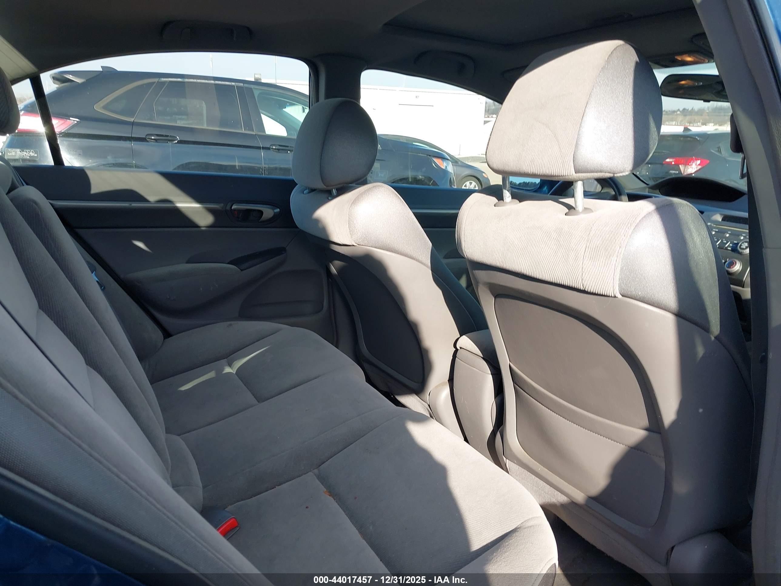 HONDA CIVIC image 8