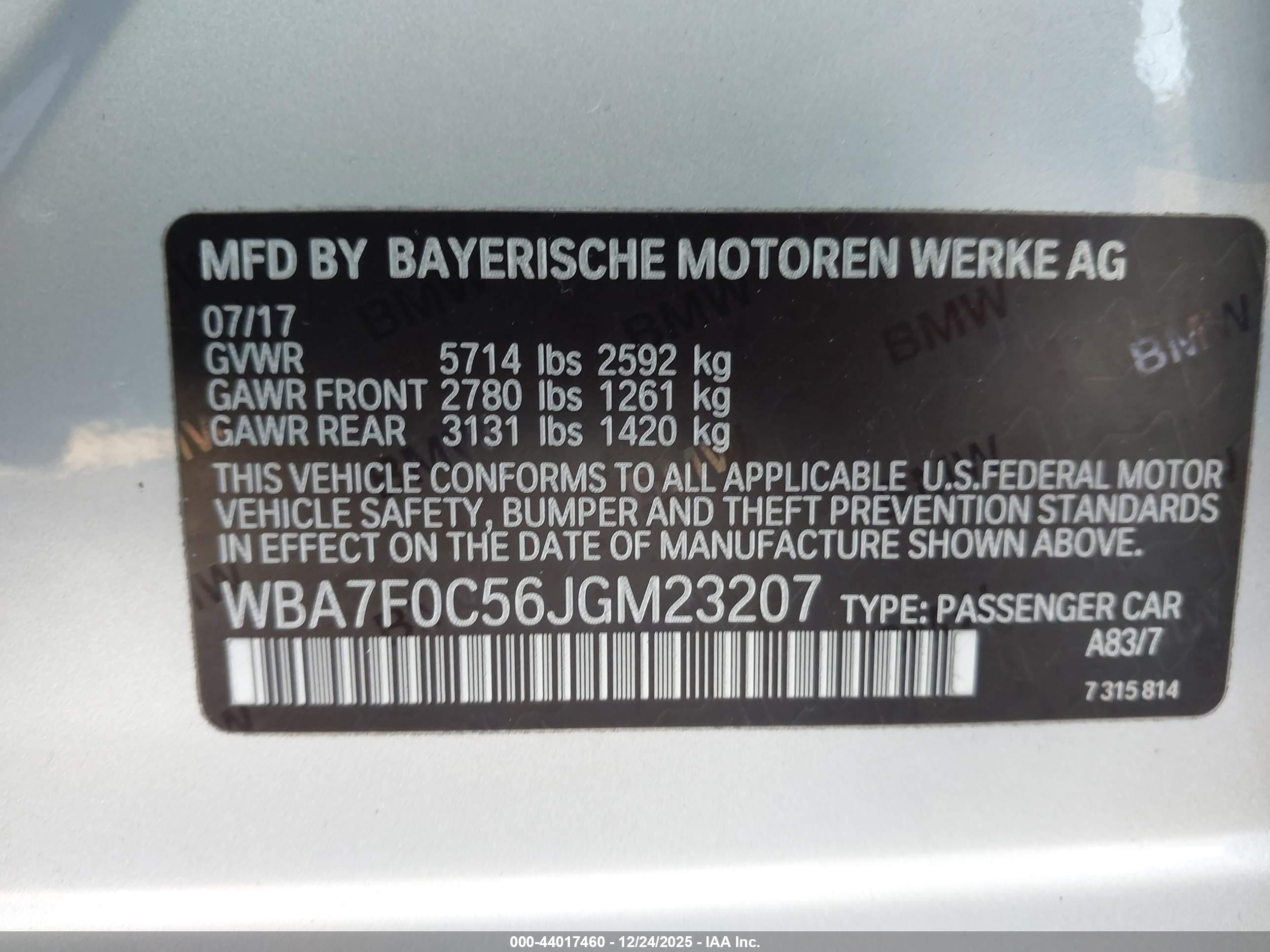 BMW 750I image 9