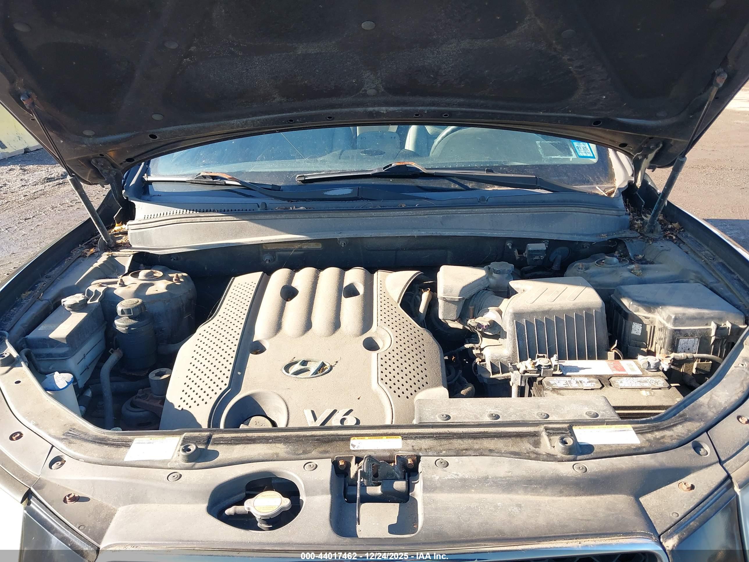 HYUNDAI SANTA image 10