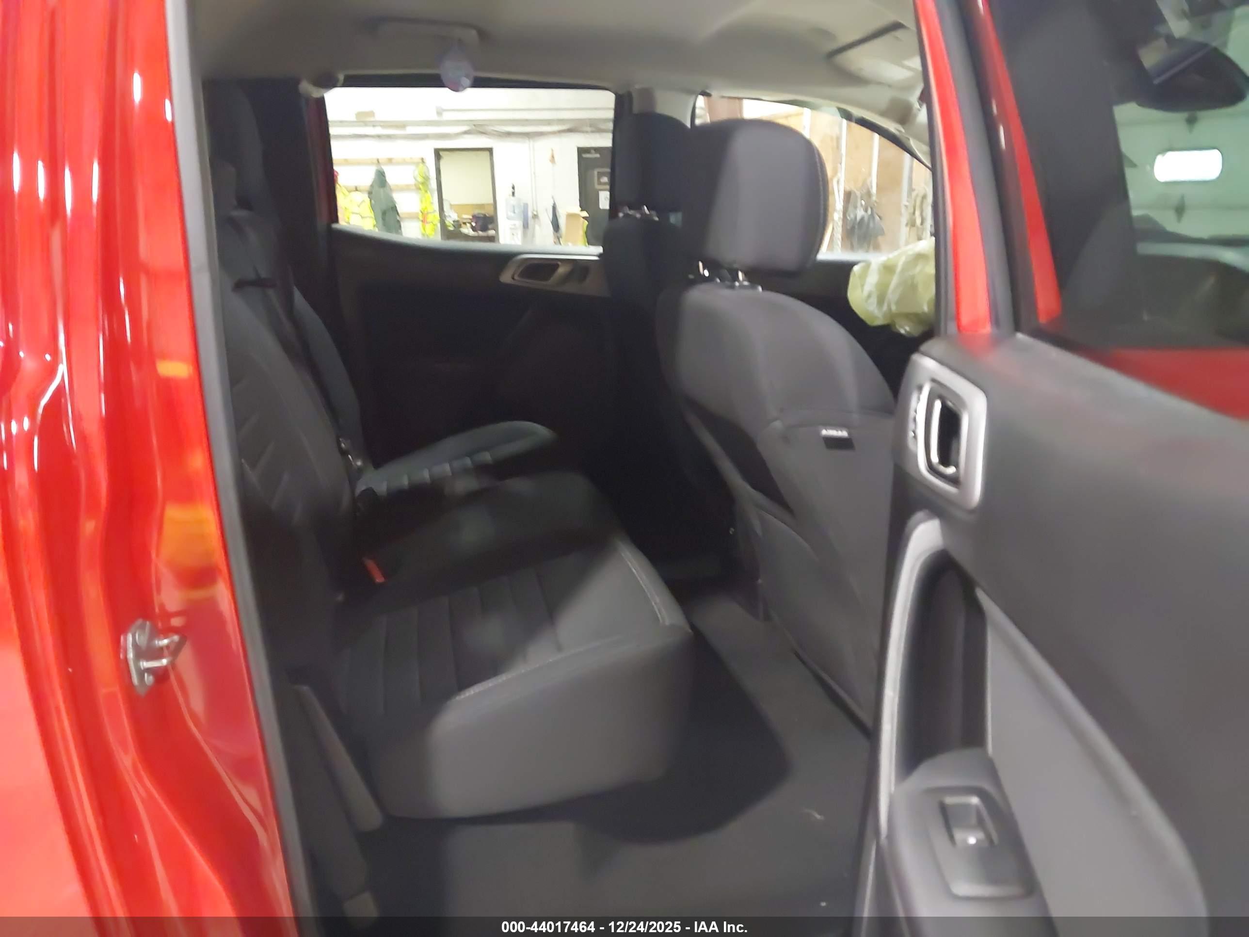 FORD RANGER image 8
